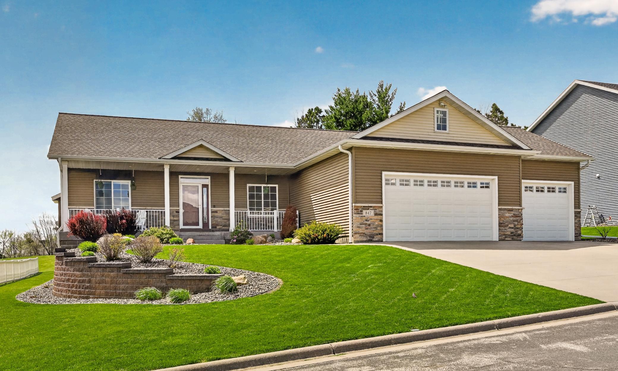 847 Golfview Avenue Property Photo 4