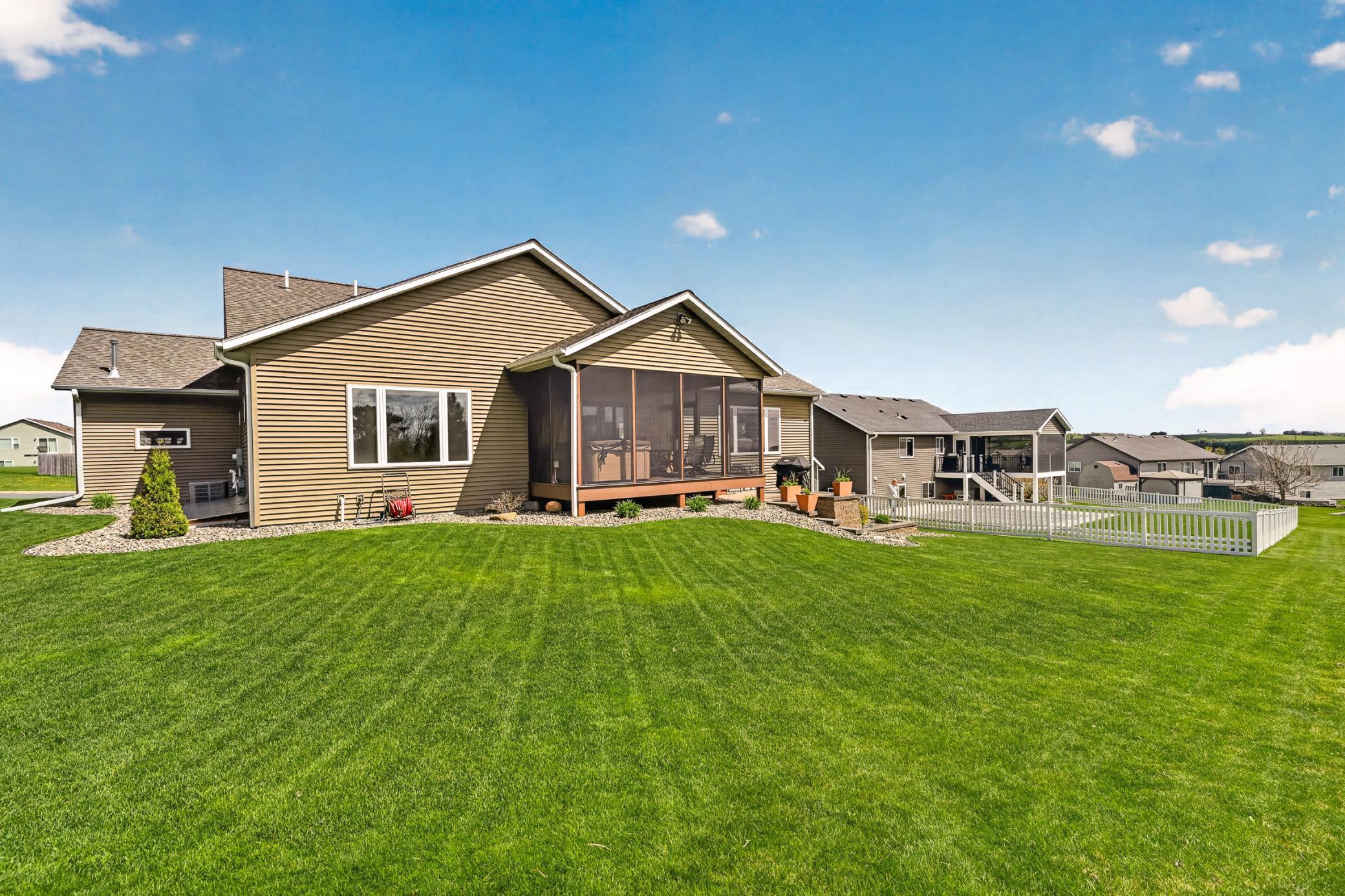 847 Golfview Avenue Property Photo 6