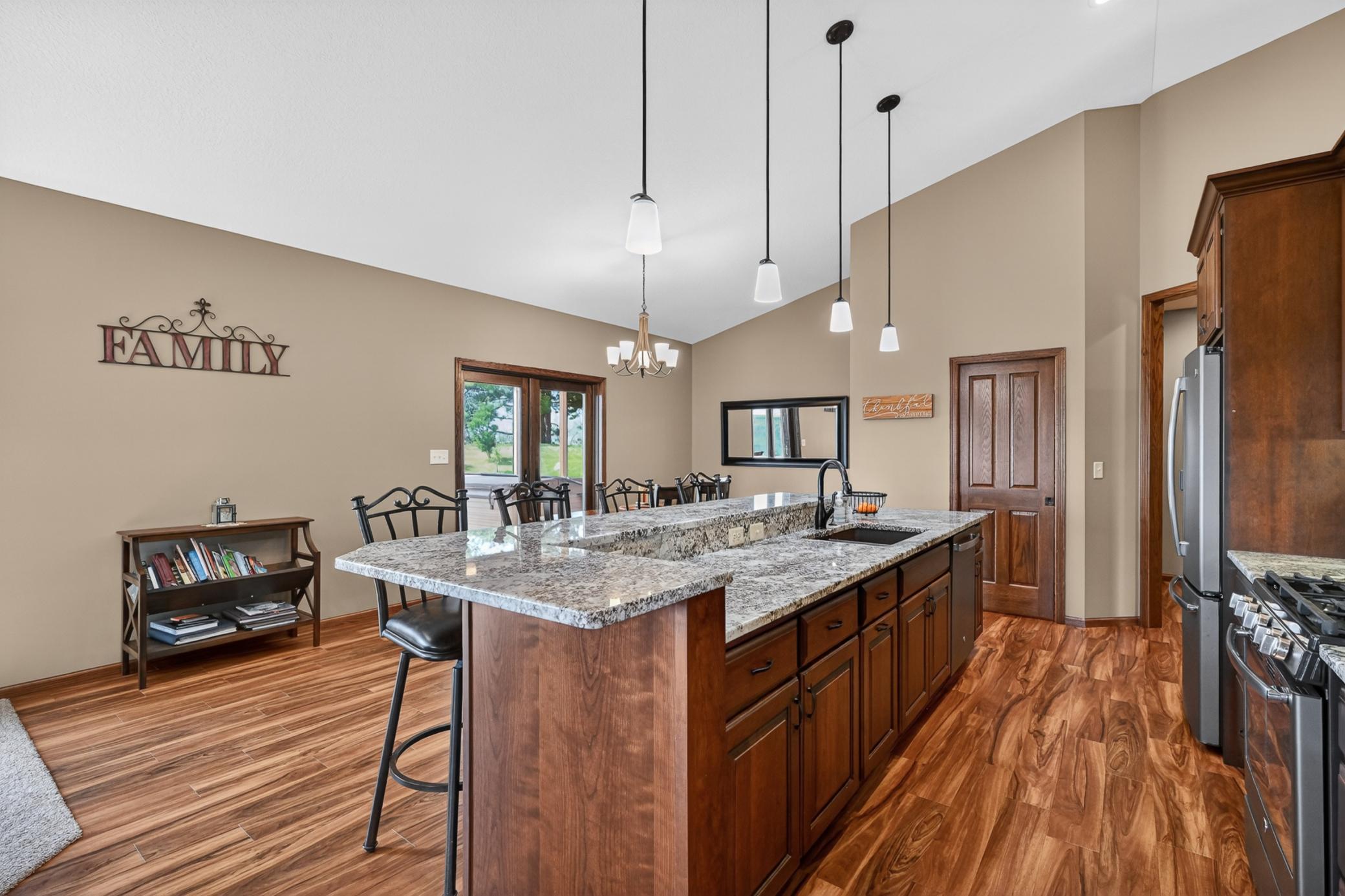 847 Golfview Avenue Property Photo 14
