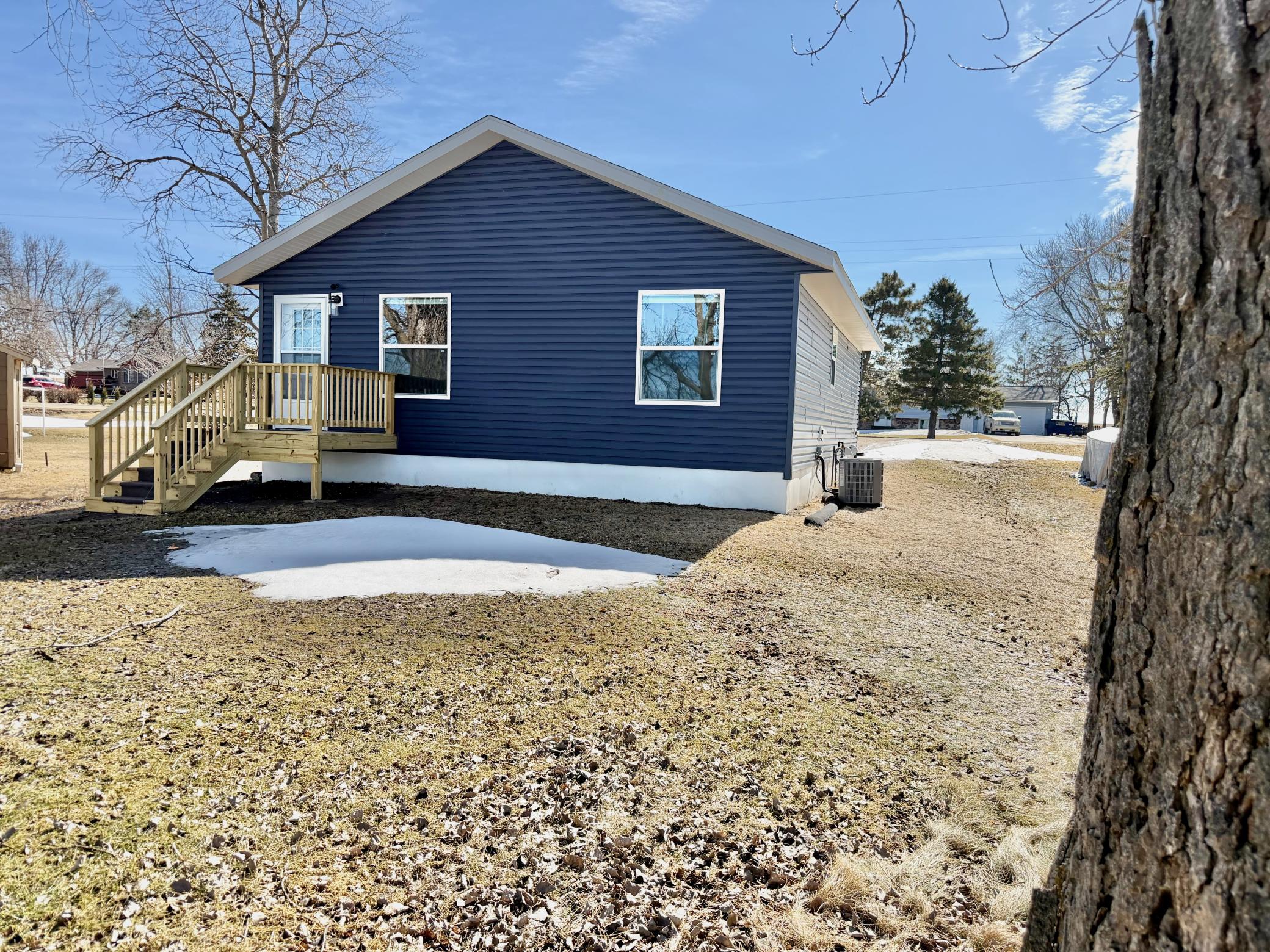 2461 Lake Street Property Photo 1