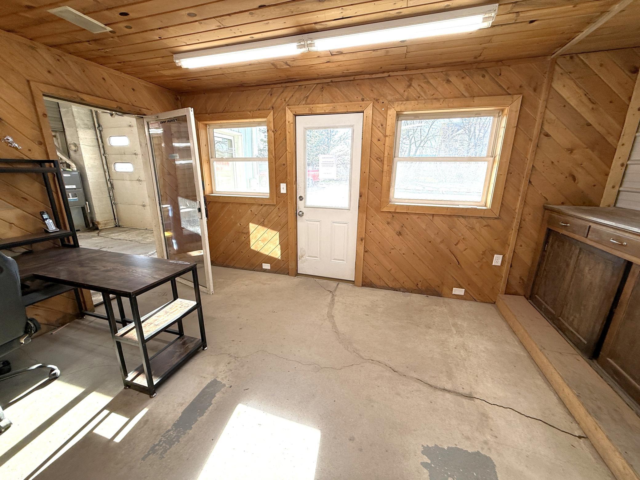 102 Main Street Property Photo 29