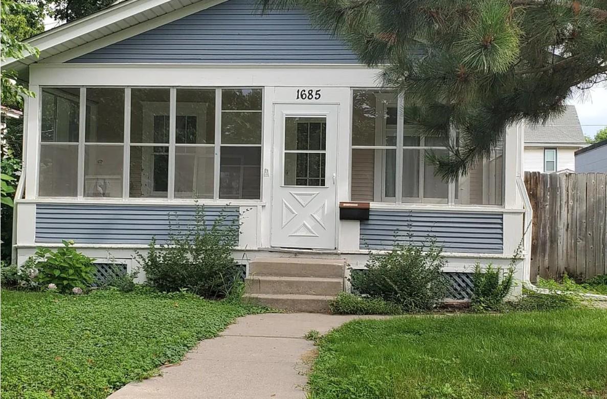 1685 Selby Avenue Property Photo 1