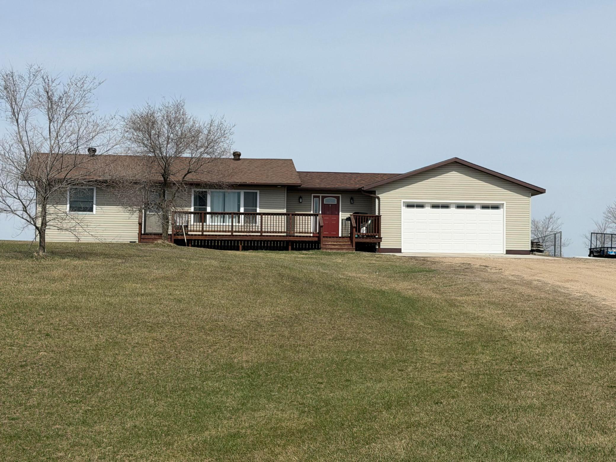 41485 429th Street Property Photo 1
