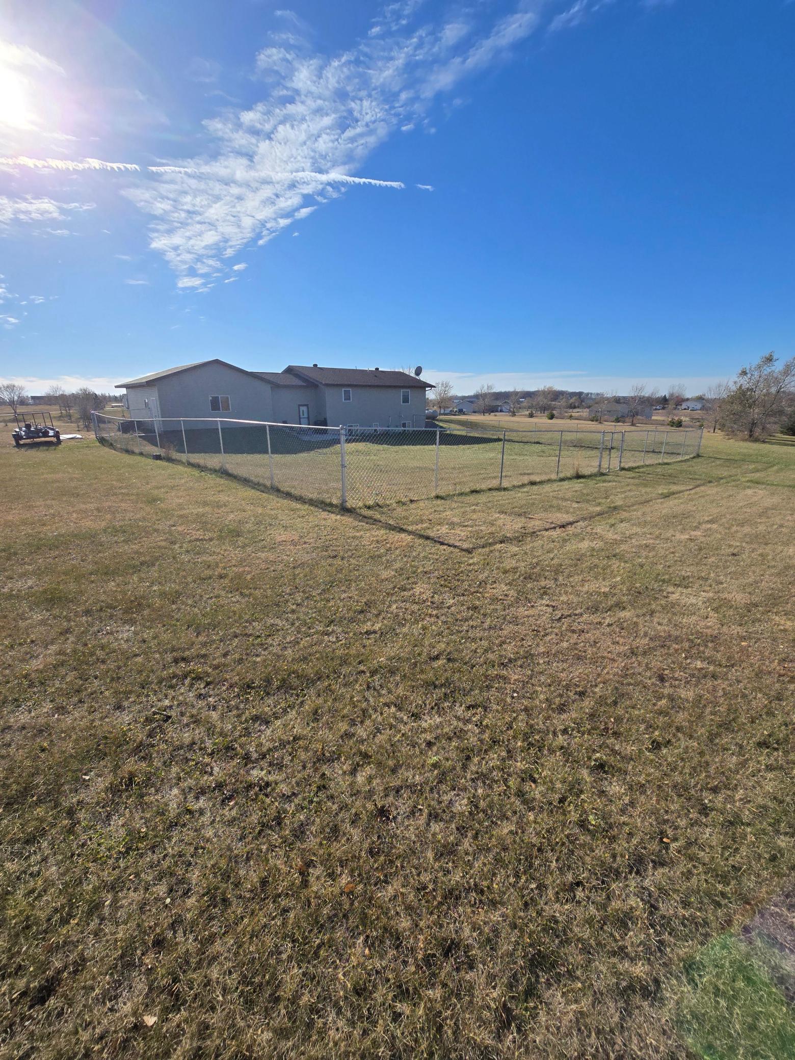 41485 429th Street Property Photo 4