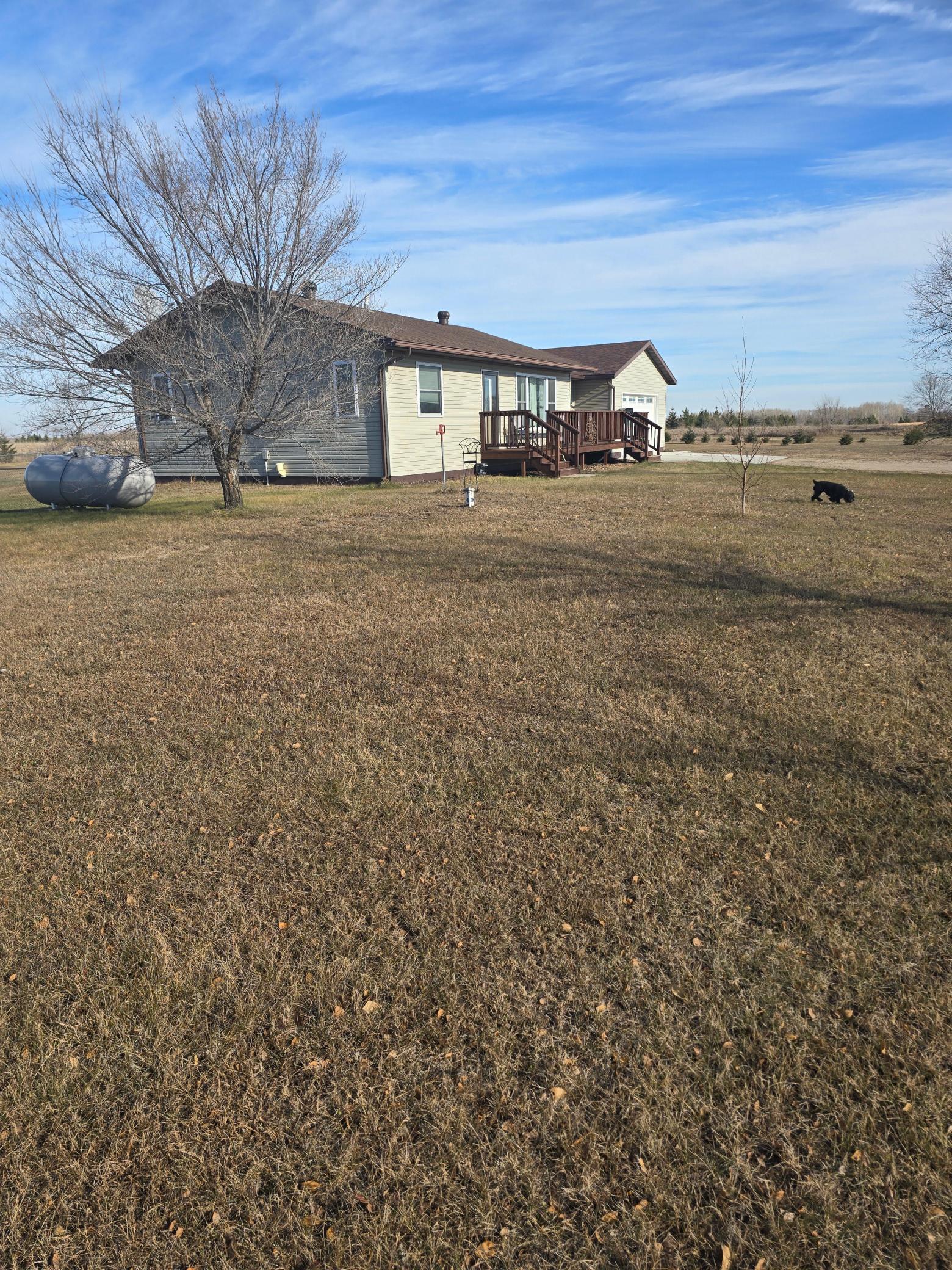 41485 429th Street Property Photo 5