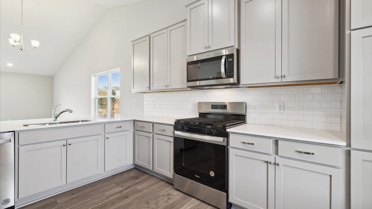 17460 Dulles Lane Property Photo 8