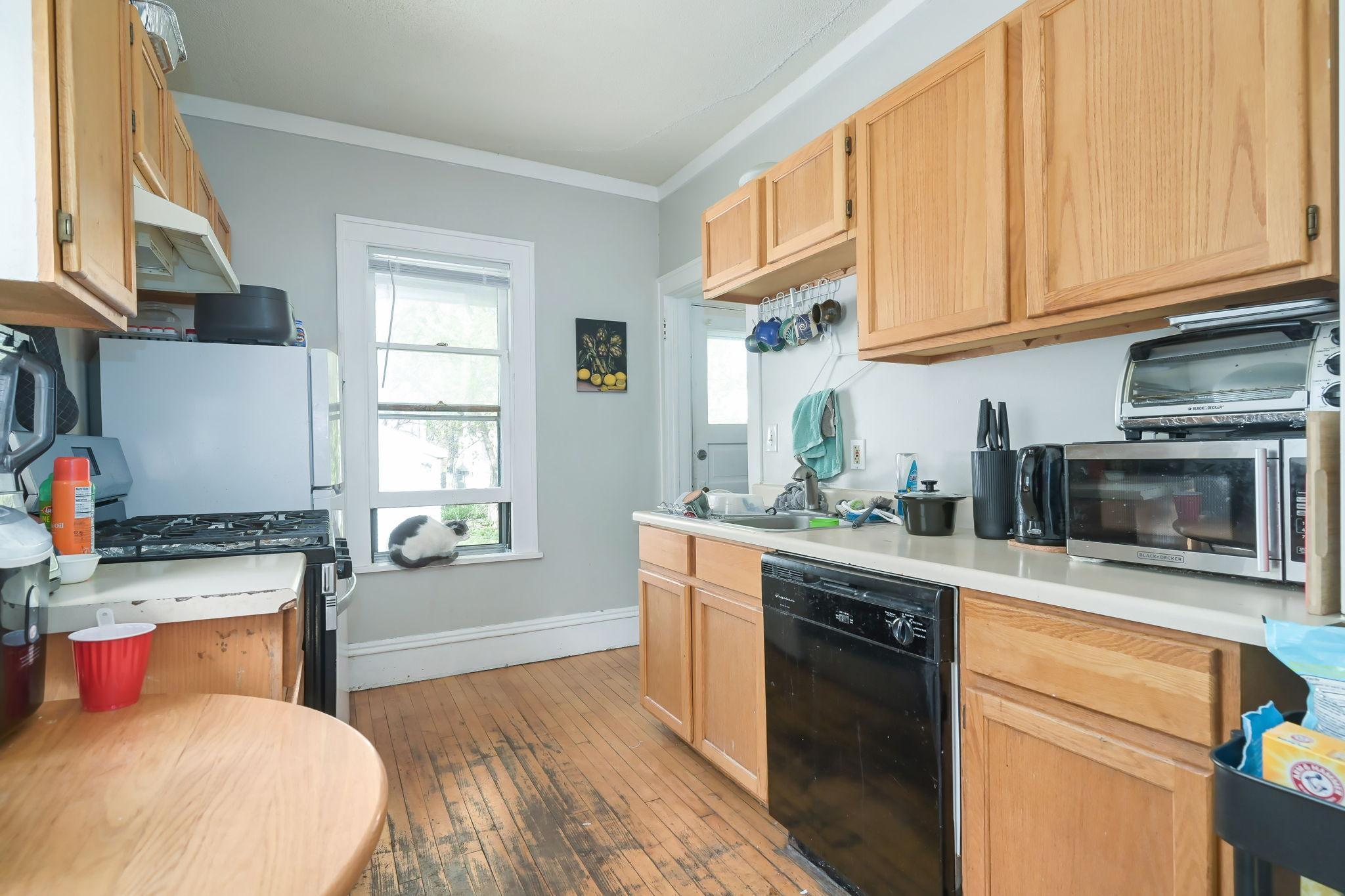 1079 15th Avenue Se Property Photo 9