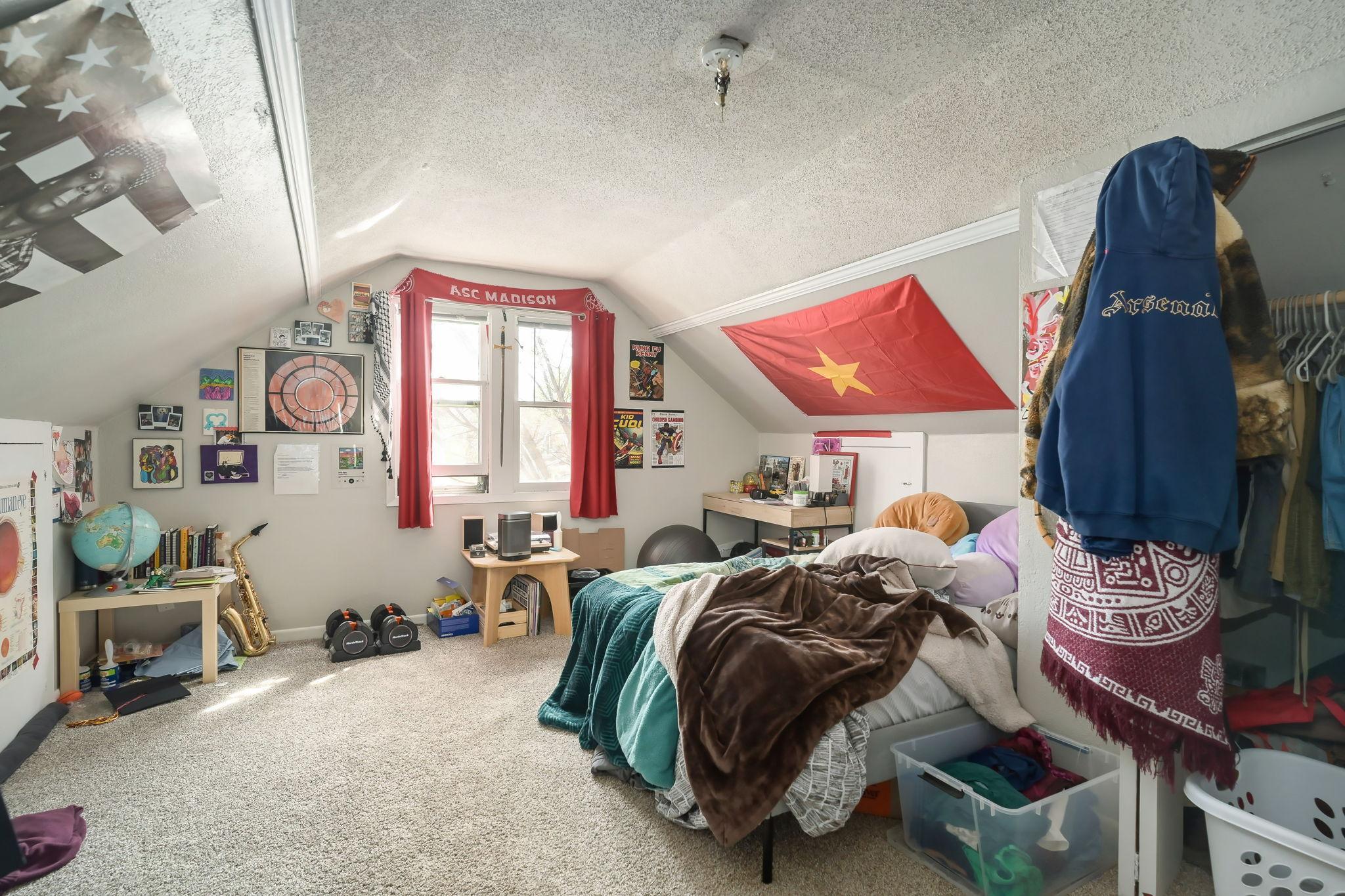 1079 15th Avenue Se Property Photo 16