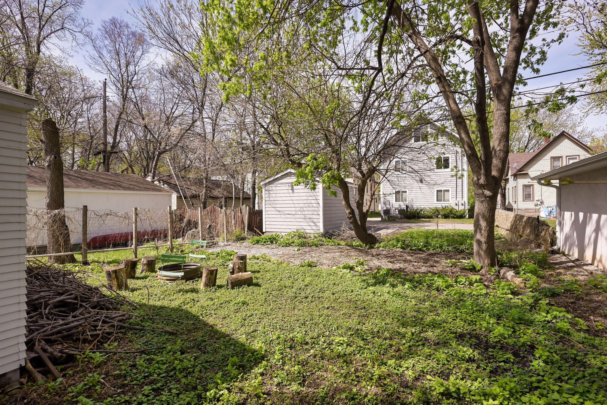 1079 15th Avenue Se Property Photo 21