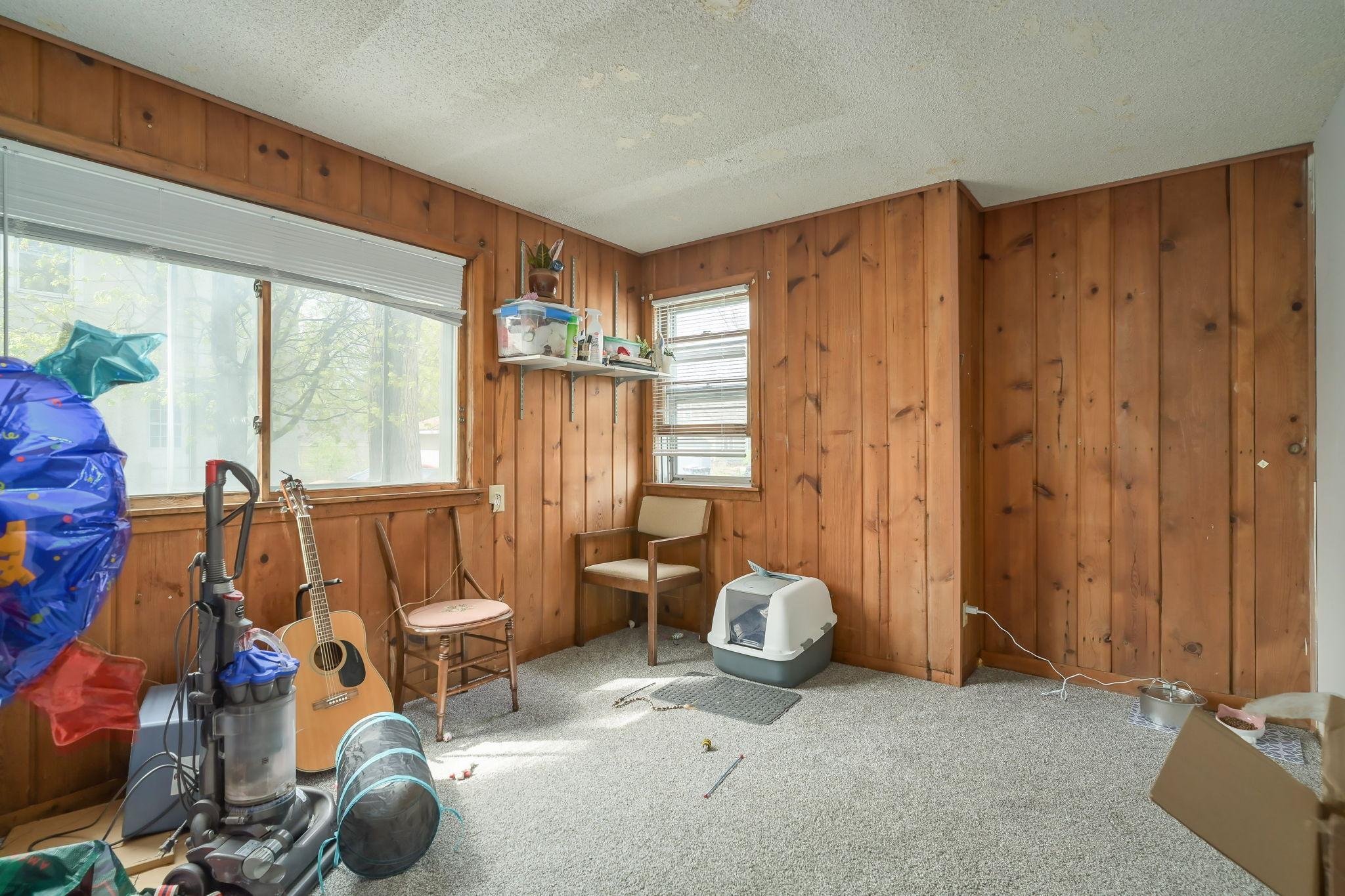 1097 22nd Avenue Se Property Photo 7