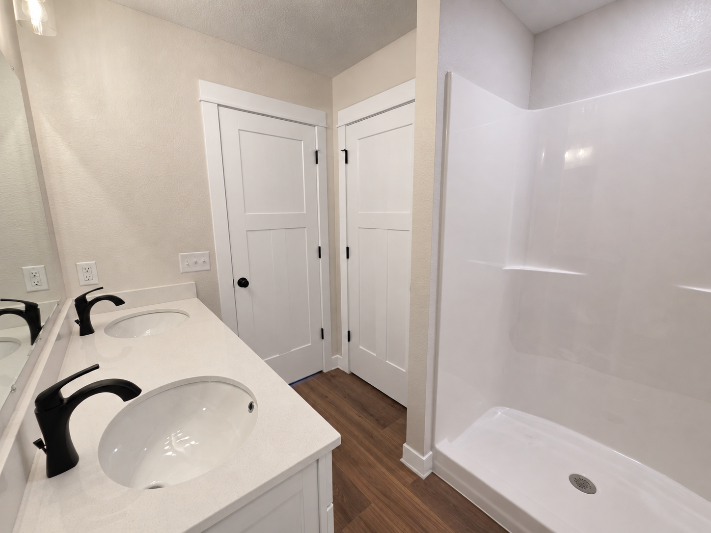 119 6th Street Se Property Photo 24