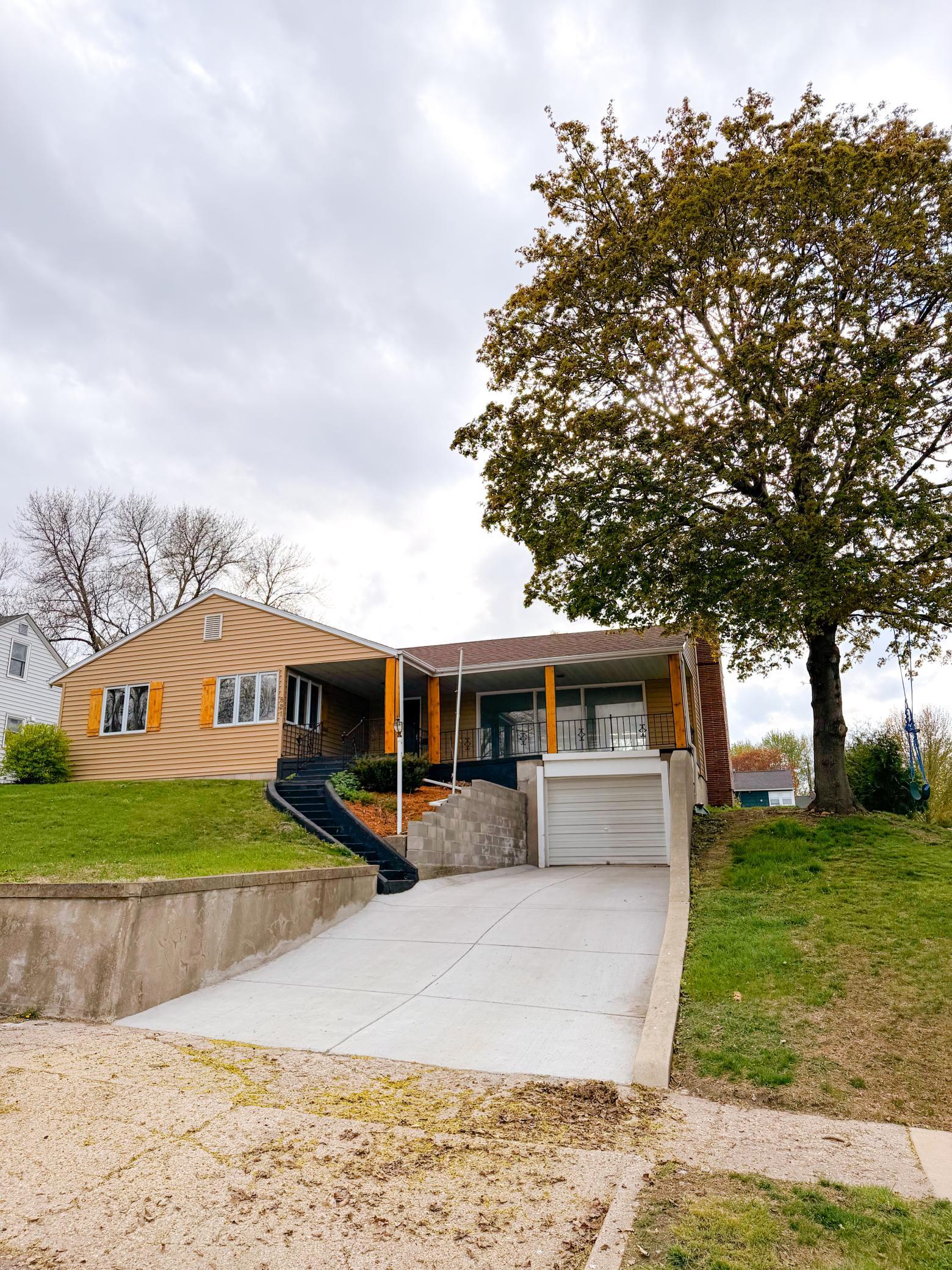 821 Park Street Property Photo 45