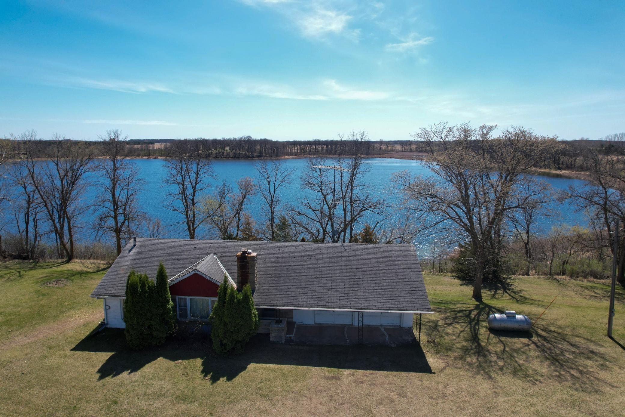 41474 460th Street Property Photo 2