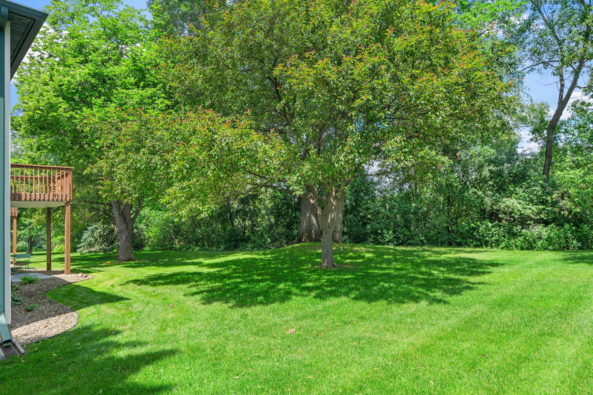 977 Heritage Court E Property Photo 51