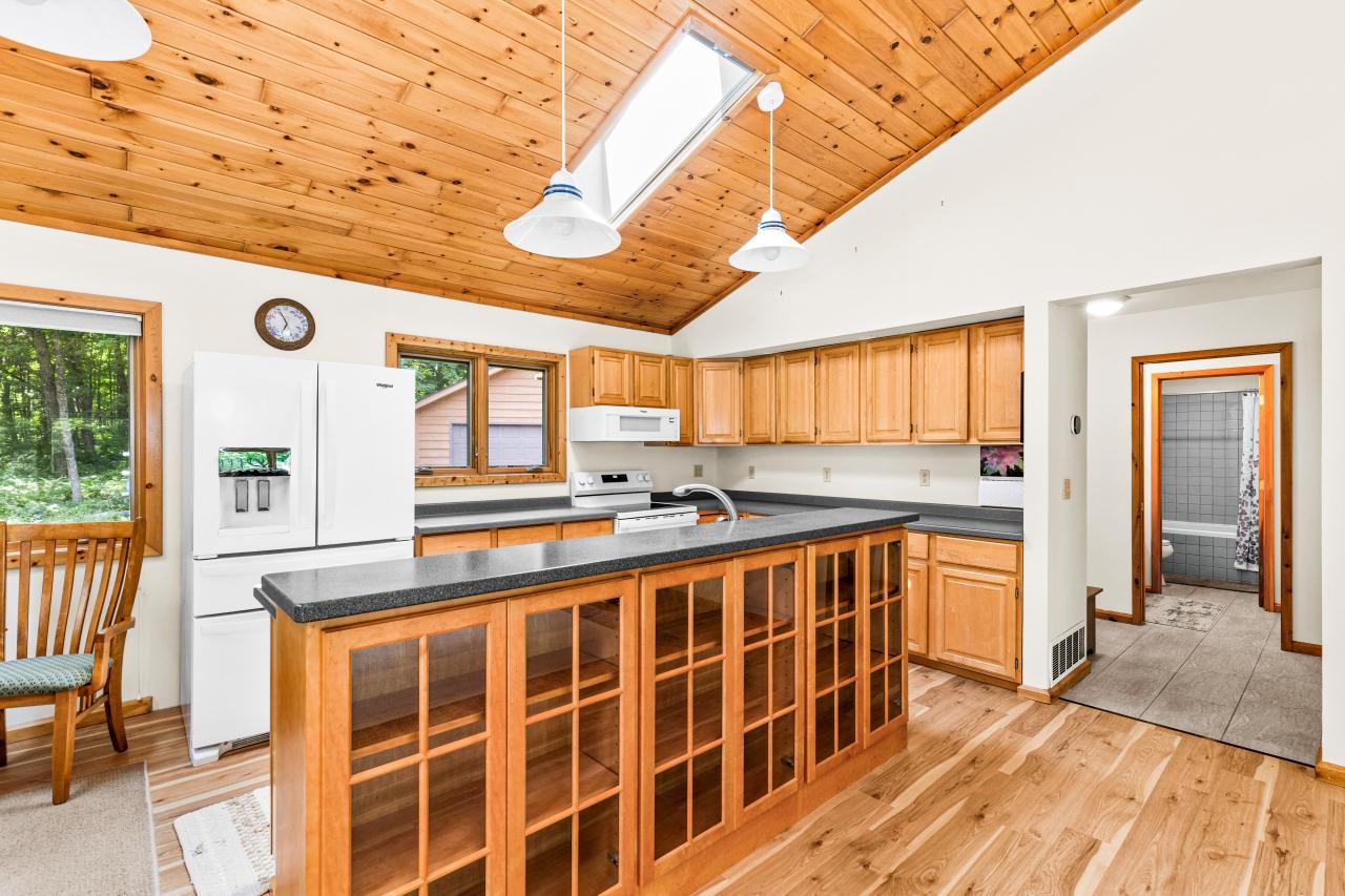 38 Sawmill Lane Property Photo 12