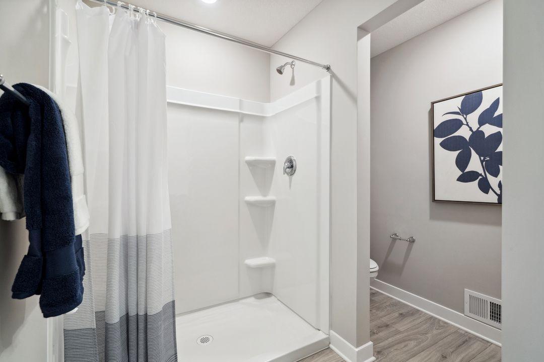 23548 Ashbury Drive Property Photo 27