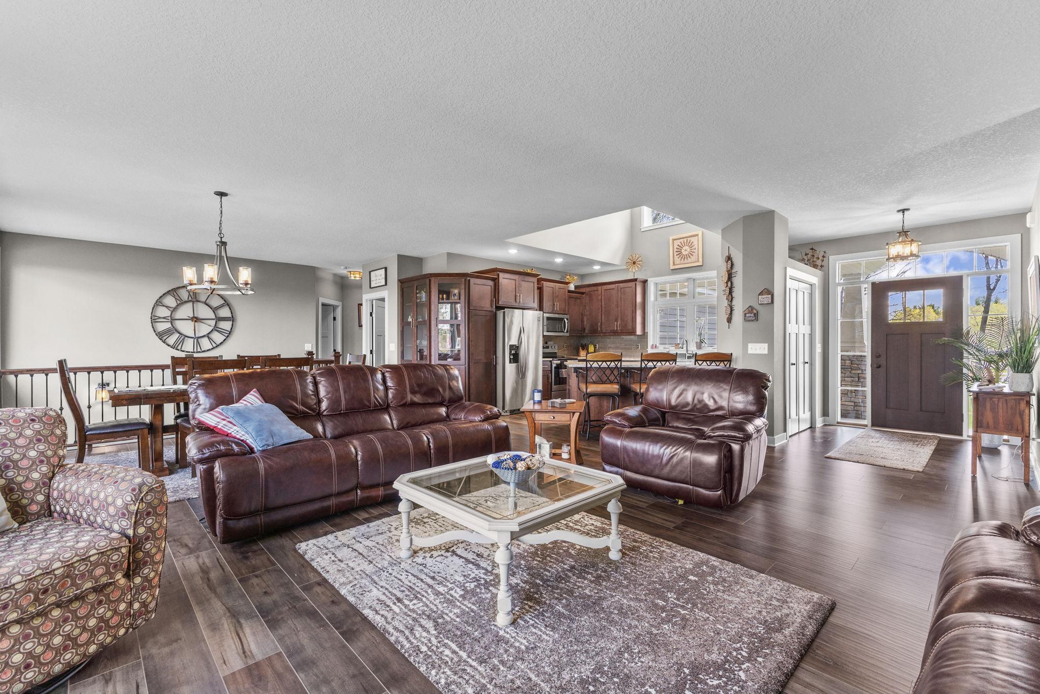 2653 Constance Boulevard Ne Property Photo 15
