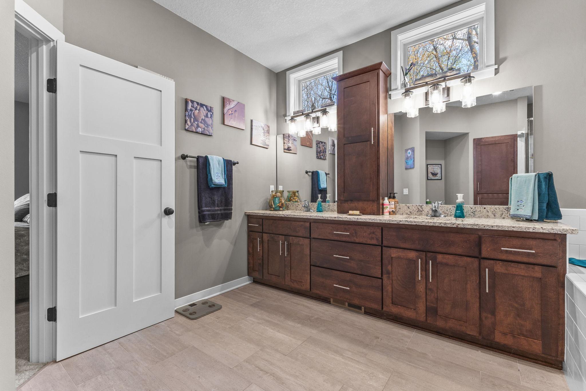 2653 Constance Boulevard Ne Property Photo 29