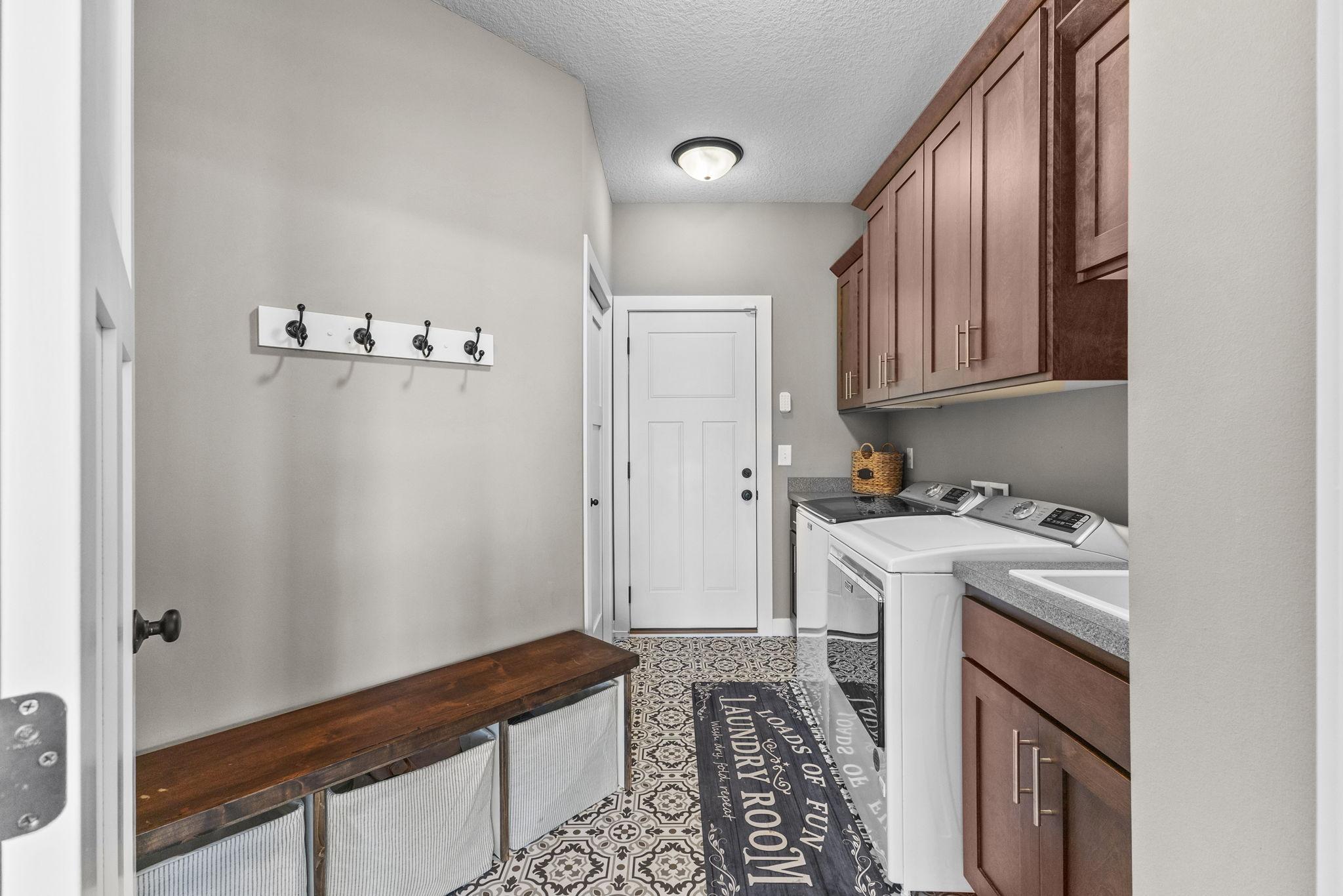 2653 Constance Boulevard Ne Property Photo 32