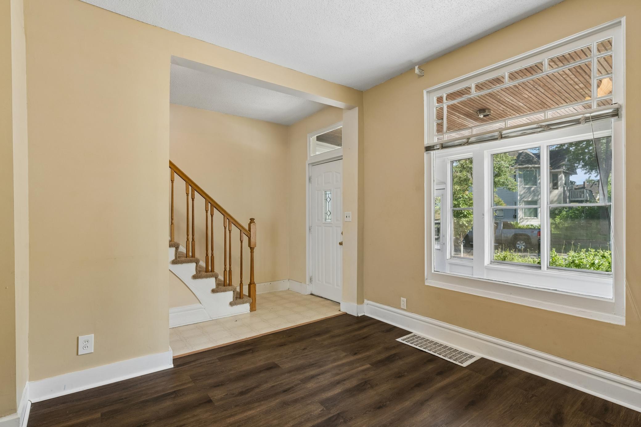 1145 Beech Street Property Photo 3