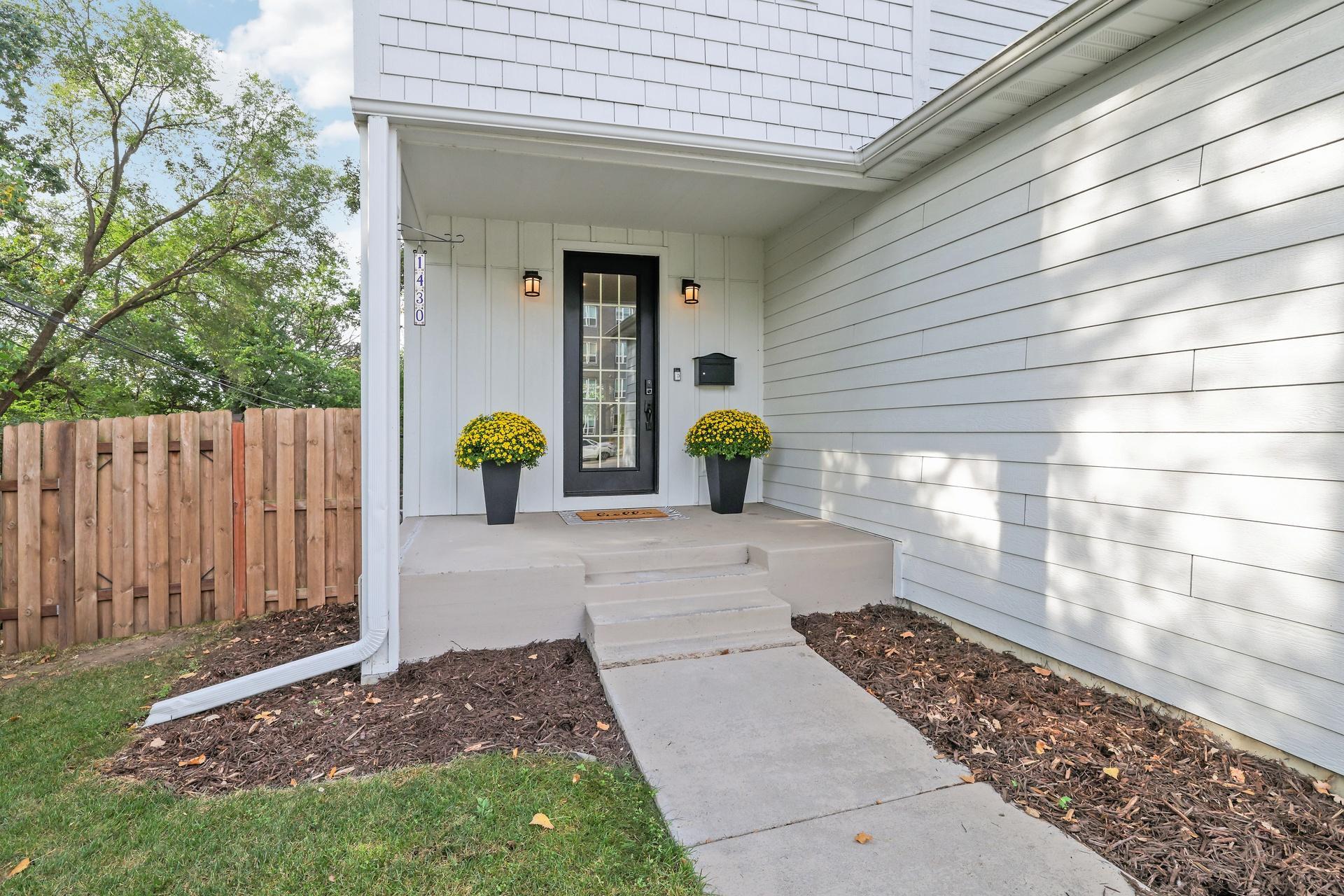 1430 Division Street Property Photo 3