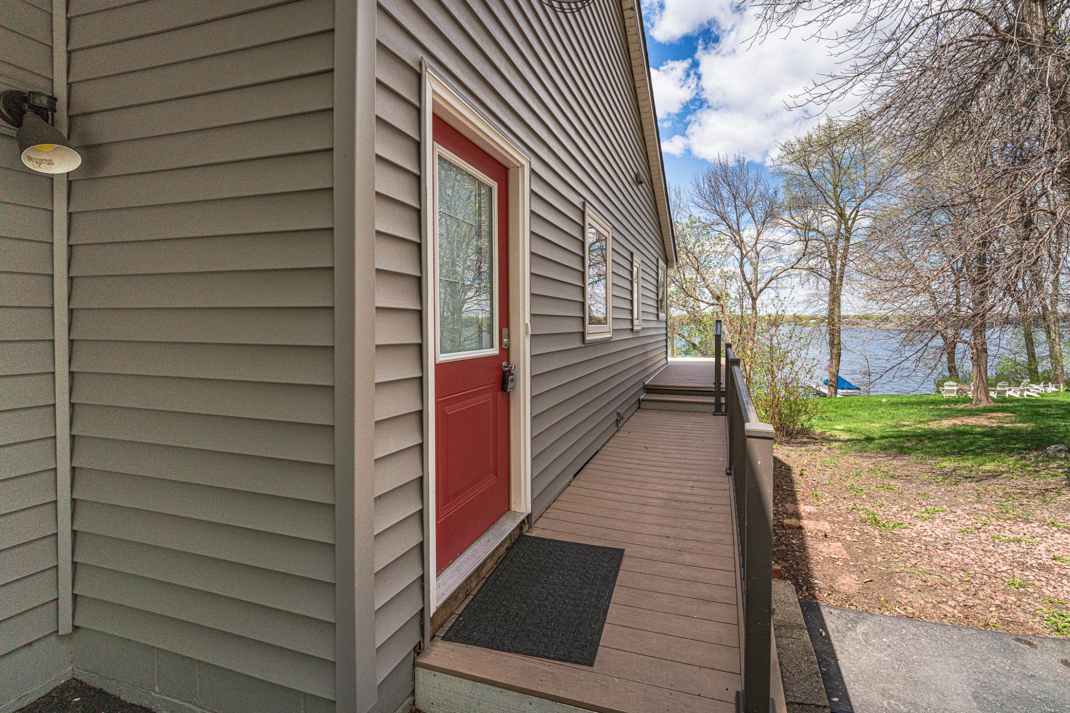 2050 Lake View Drive Property Photo 13