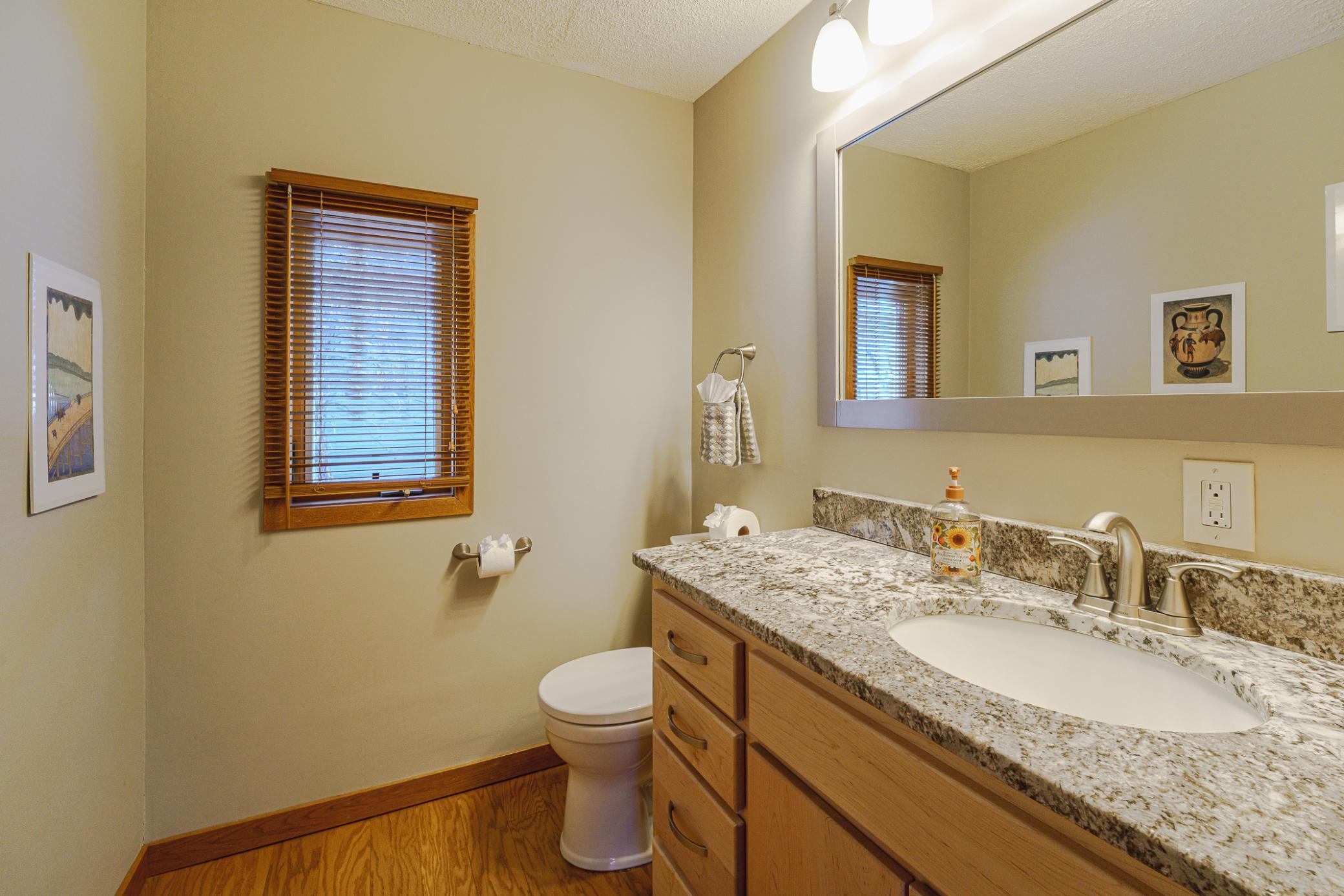 2050 Lake View Drive Property Photo 23