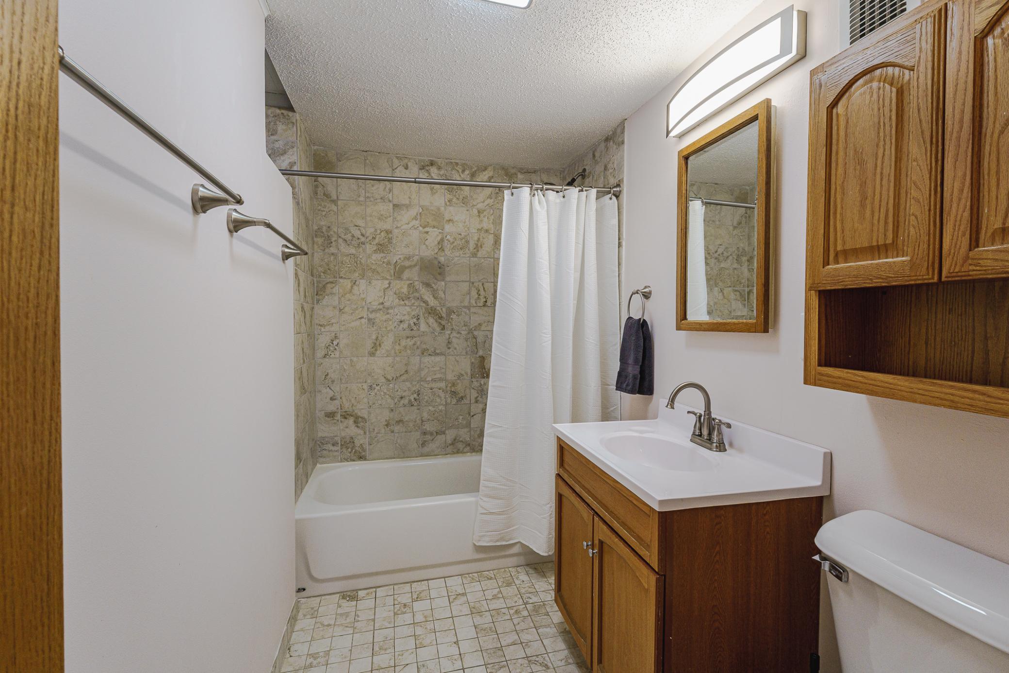 2050 Lake View Drive Property Photo 35