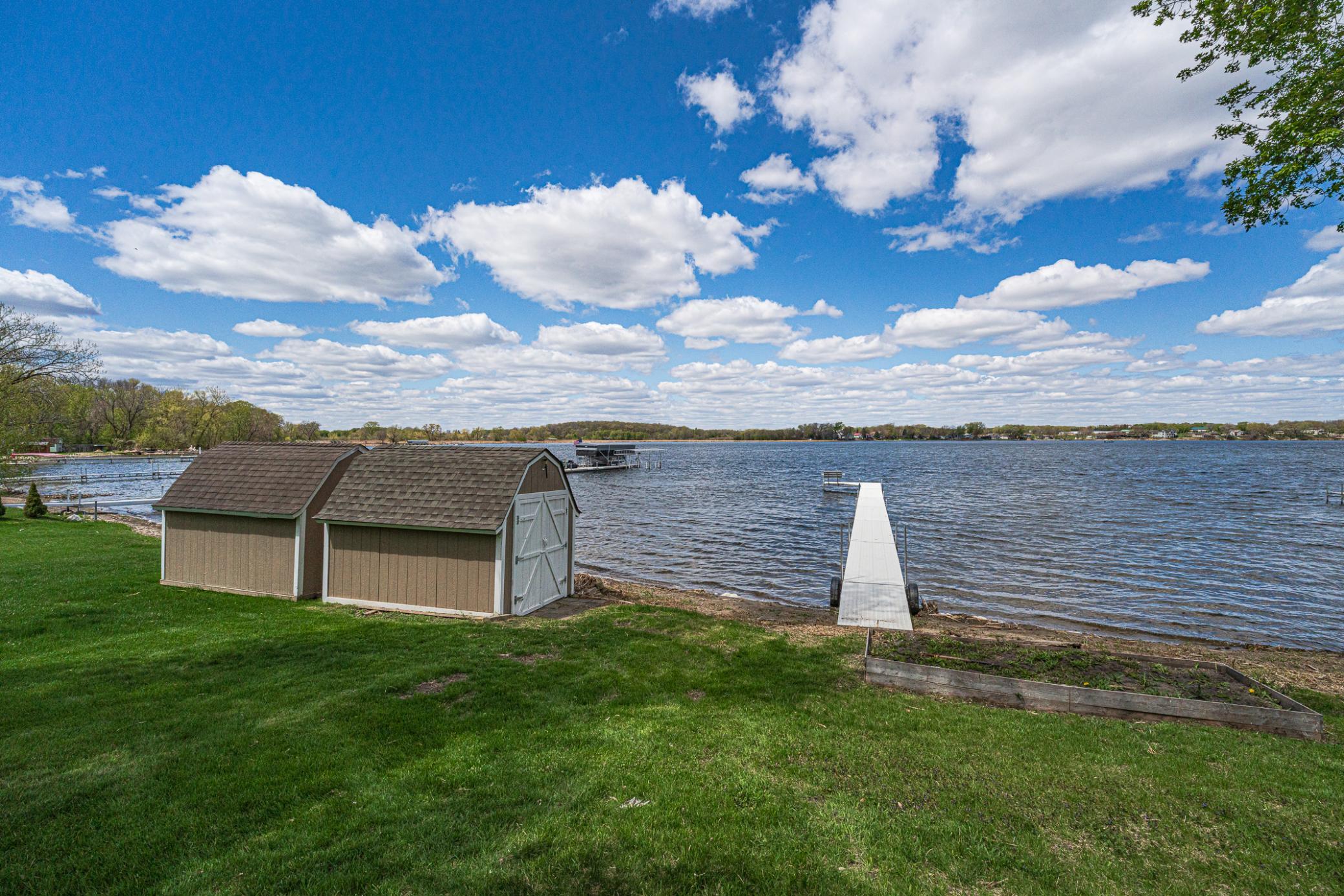 2050 Lake View Drive Property Photo 49
