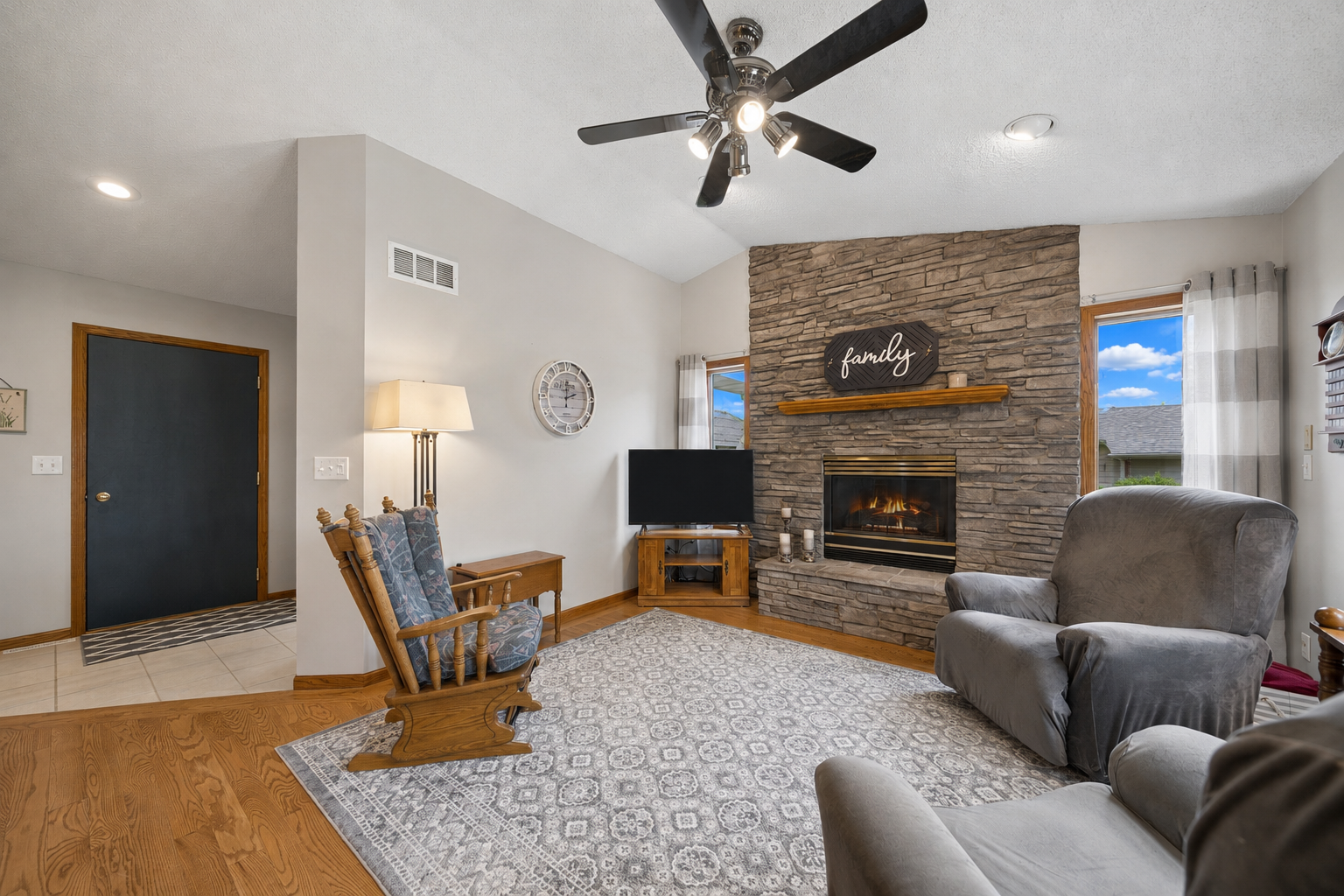 4820 Echo Court Property Photo 10