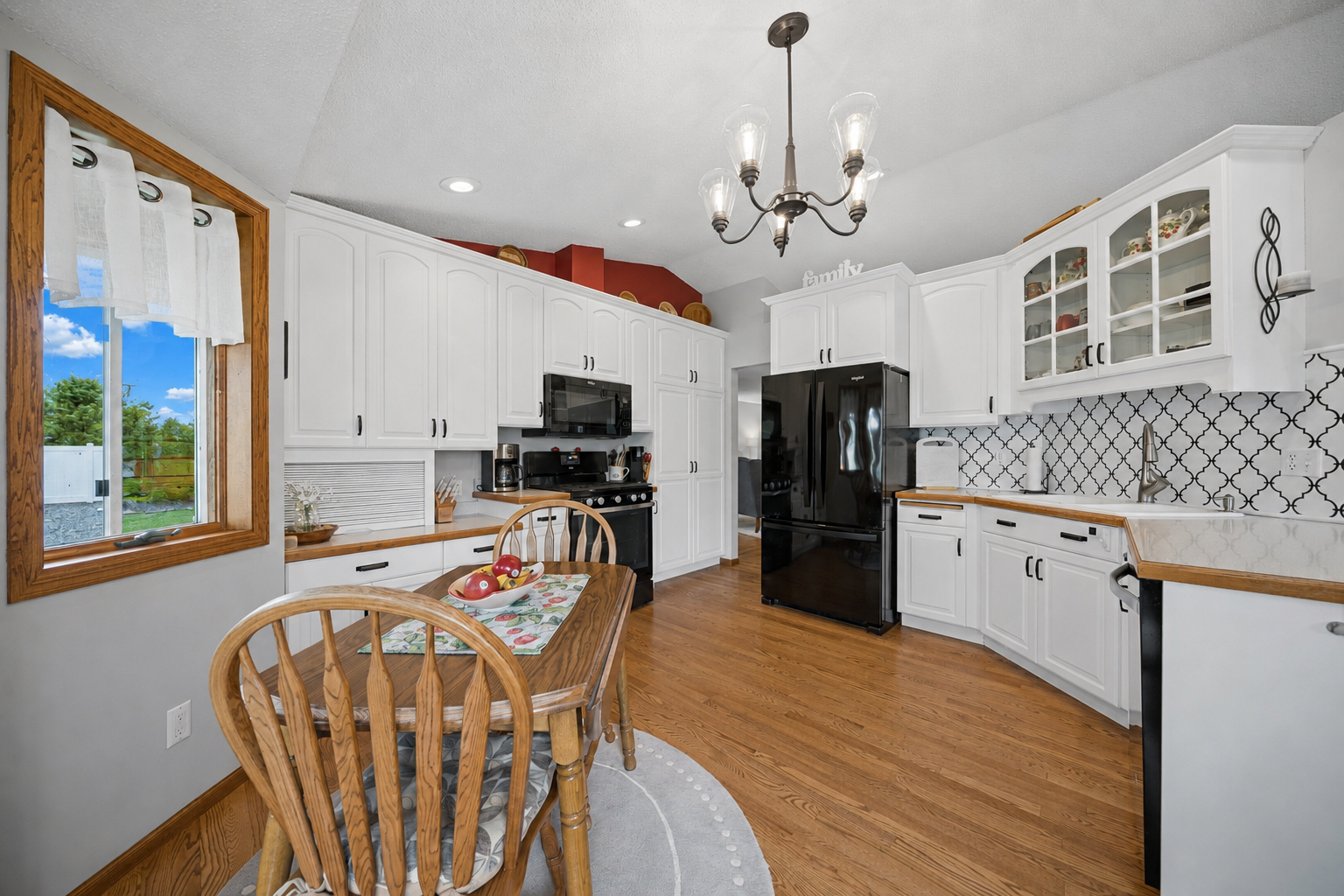 4820 Echo Court Property Photo 13