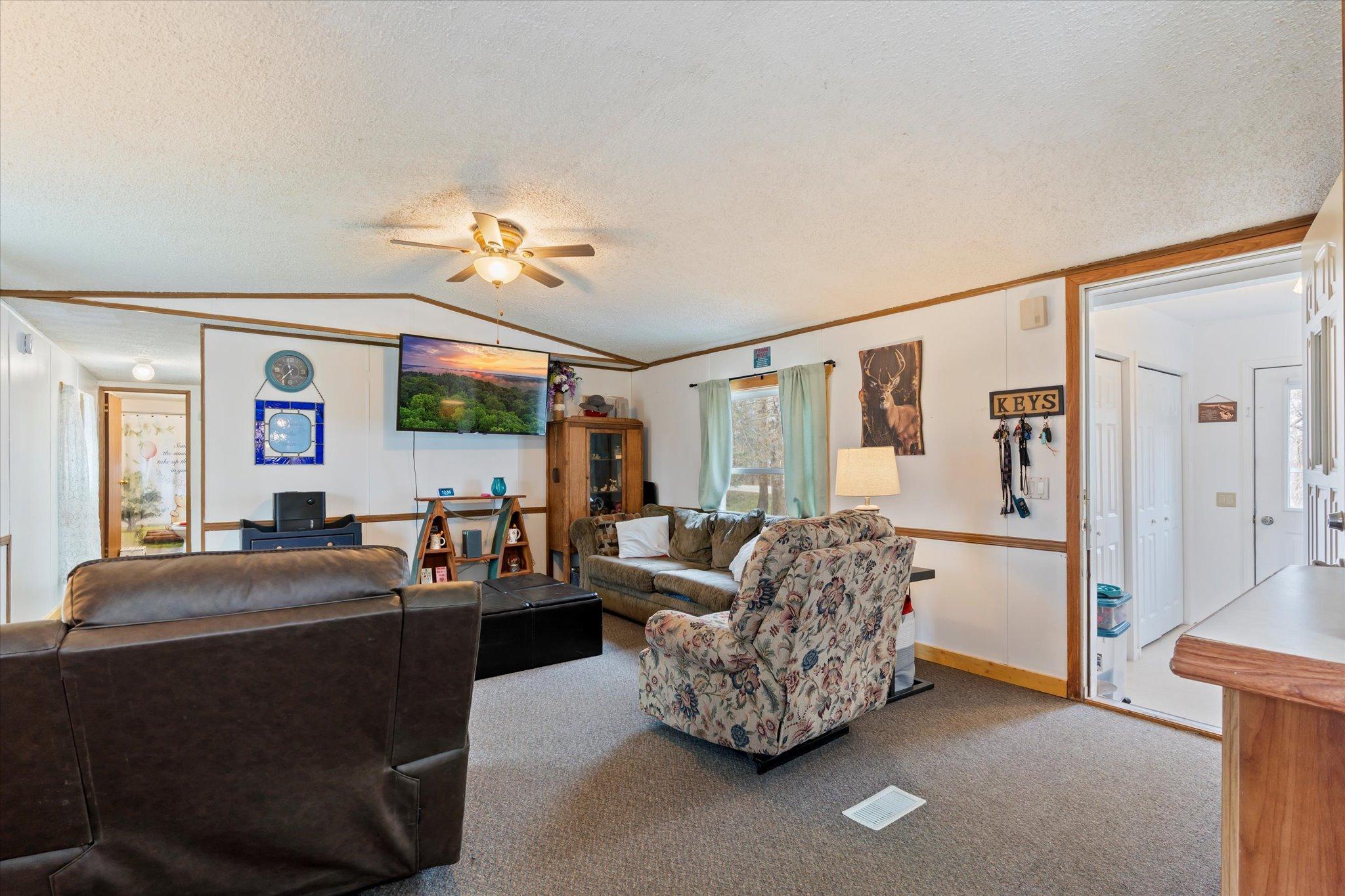 1685 Timber Lane Property Photo 8