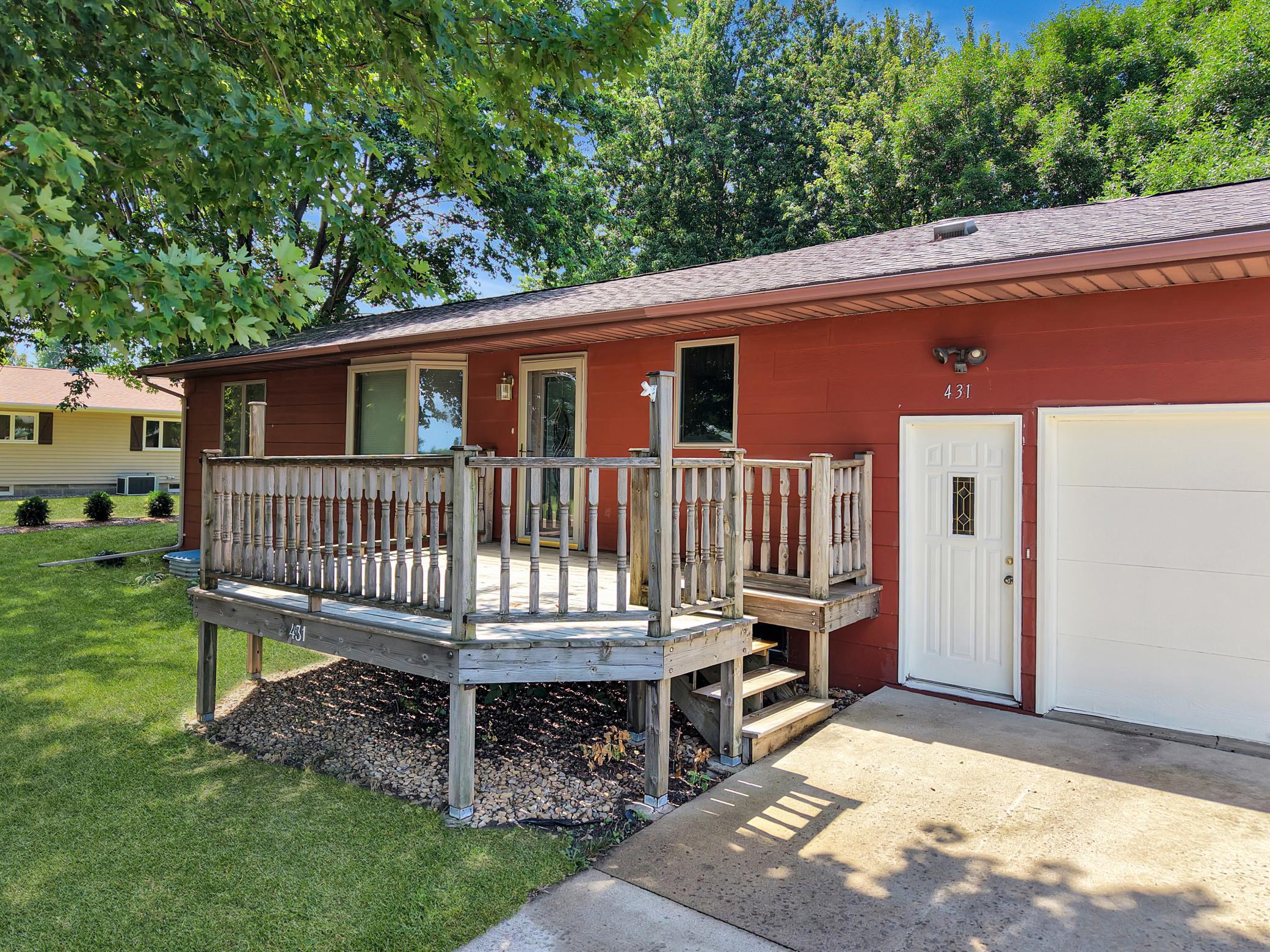 431 Spring Street Property Photo 3