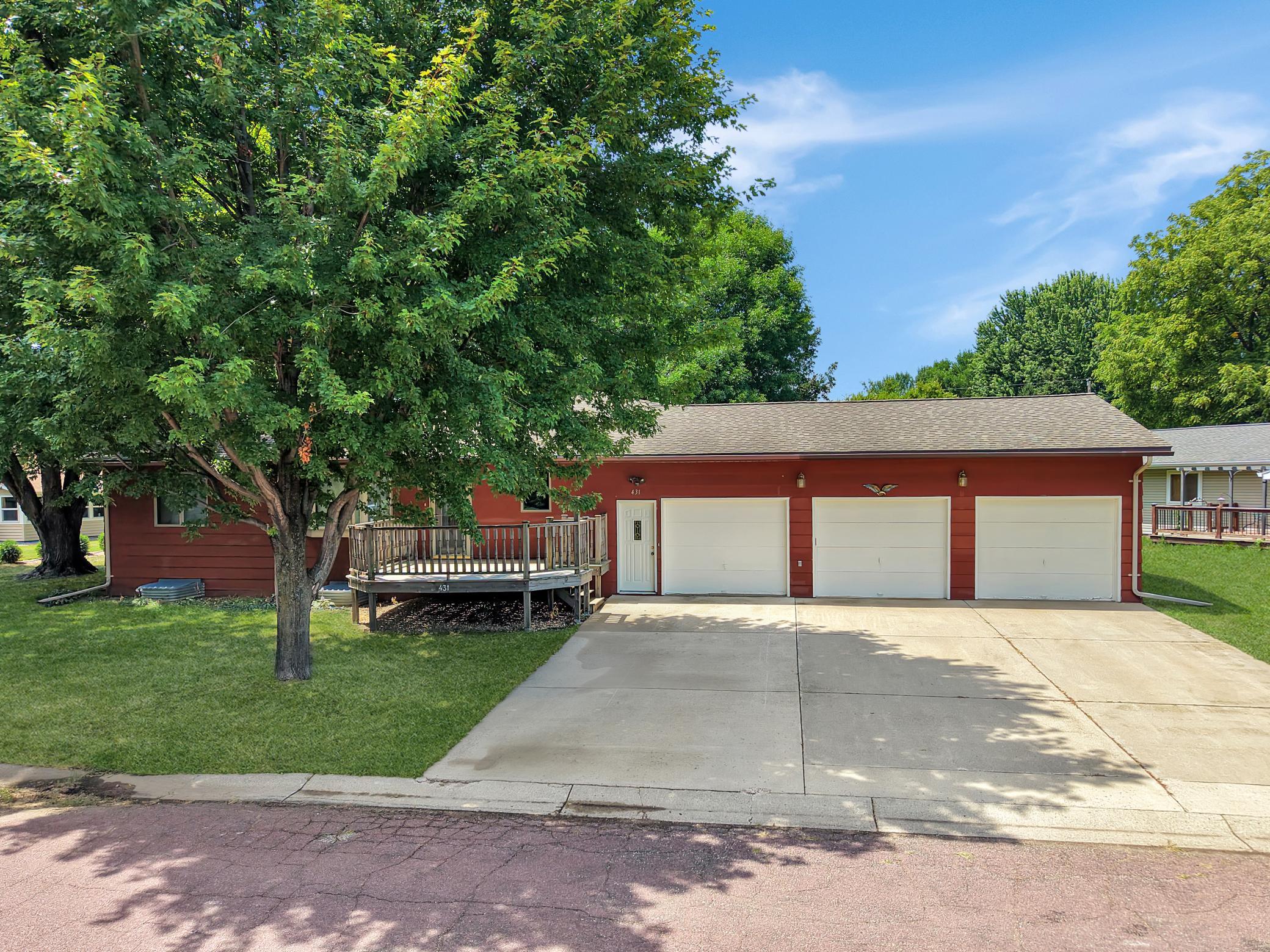 431 Spring Street Property Photo 4
