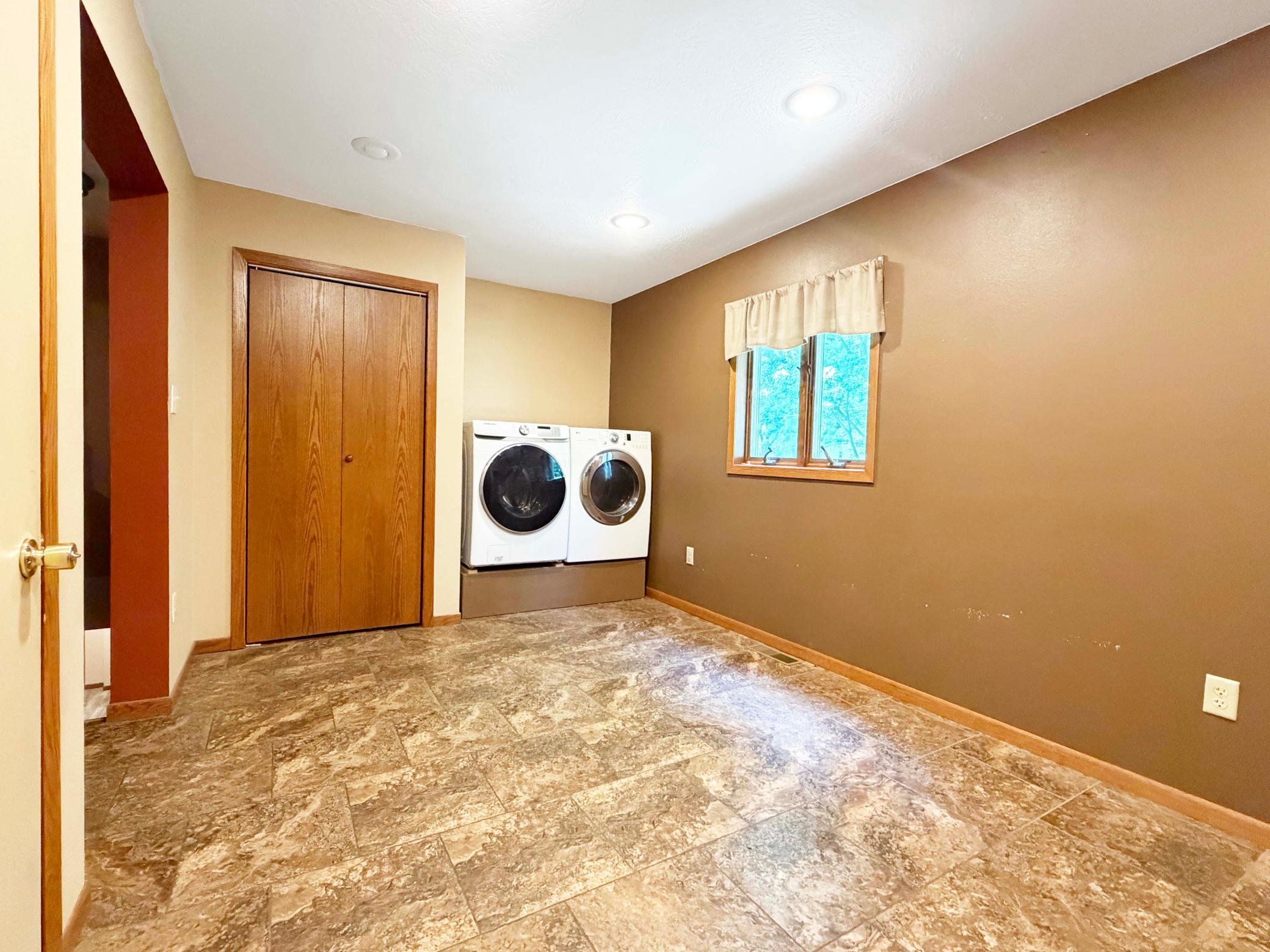 431 Spring Street Property Photo 20