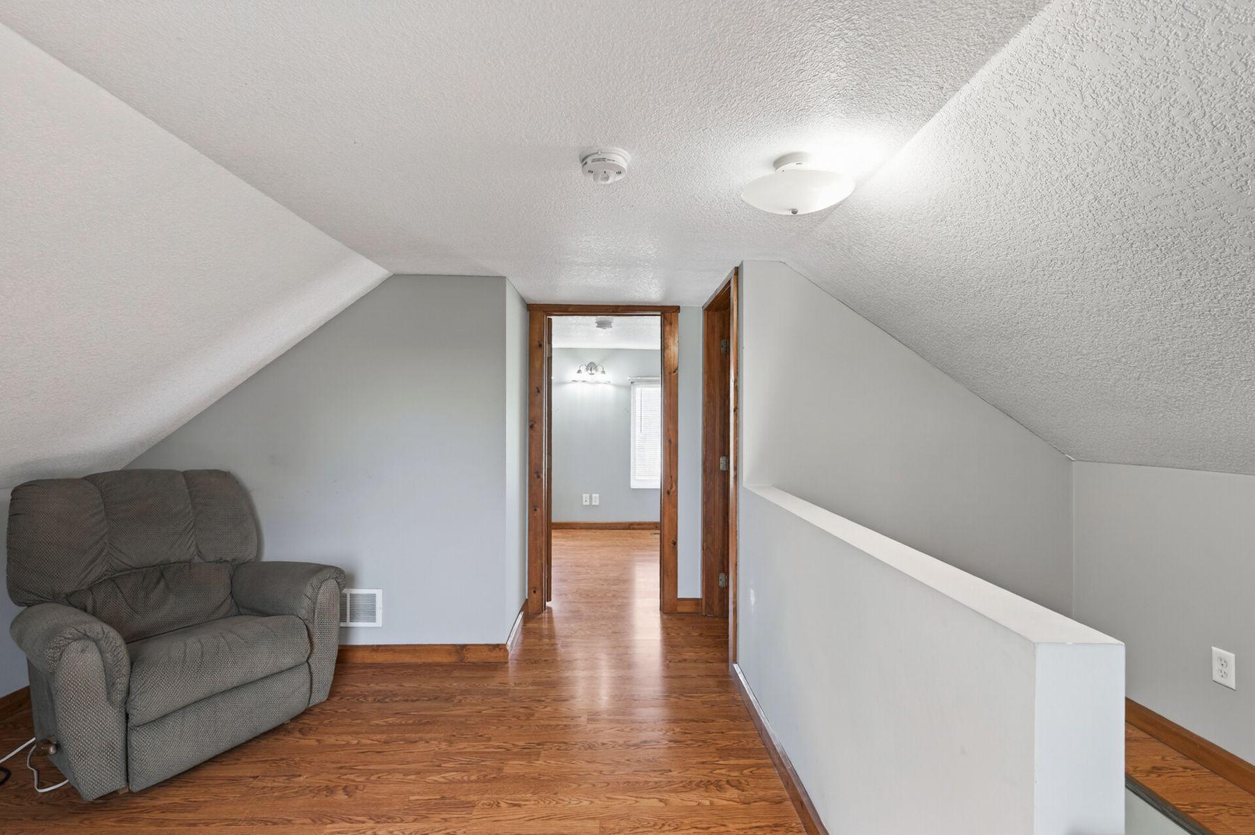 508 River Road W Property Photo 20