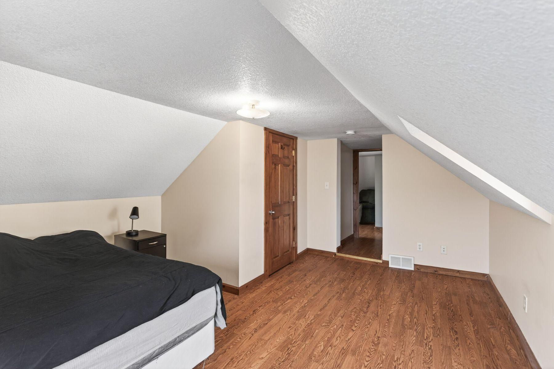 508 River Road W Property Photo 25