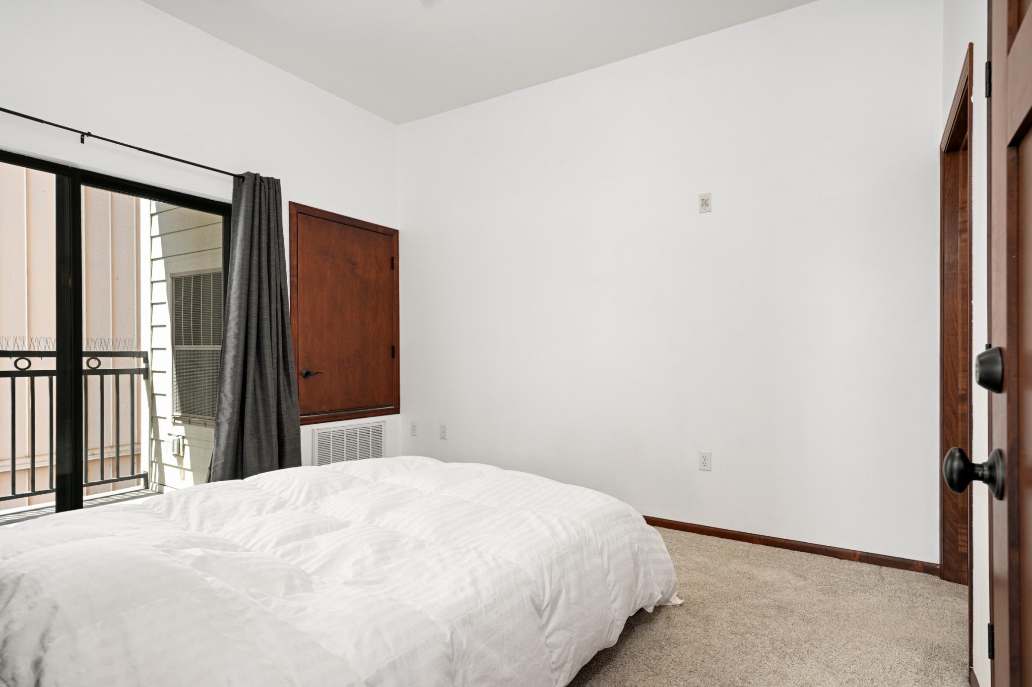 270 4th Street E 309 Property Photo 19