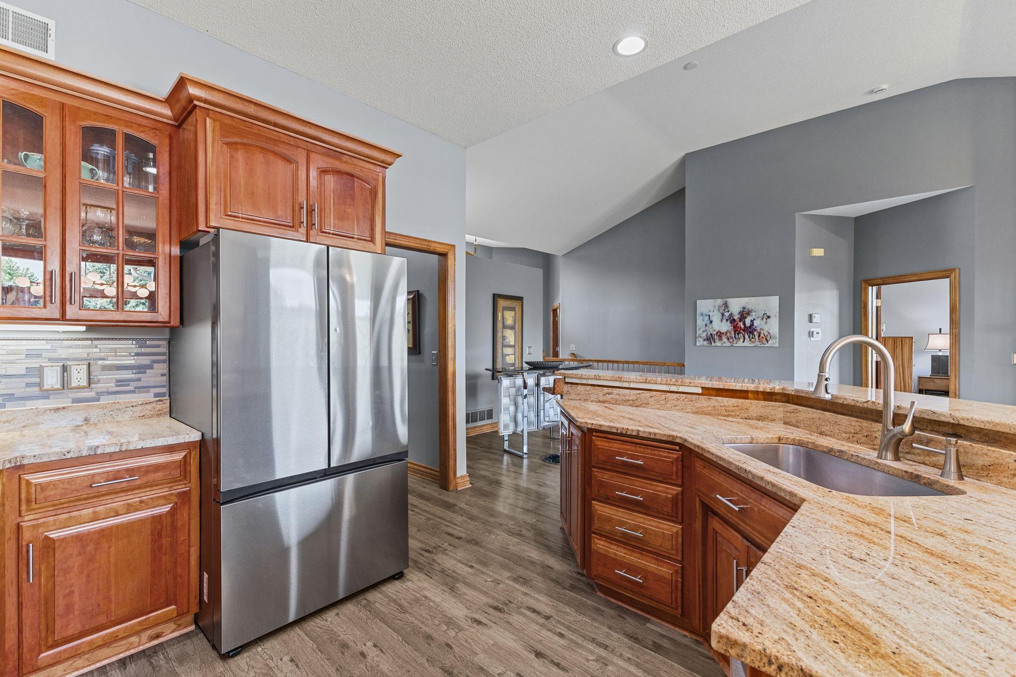 11366 Hillcrest Drive N Property Photo 15