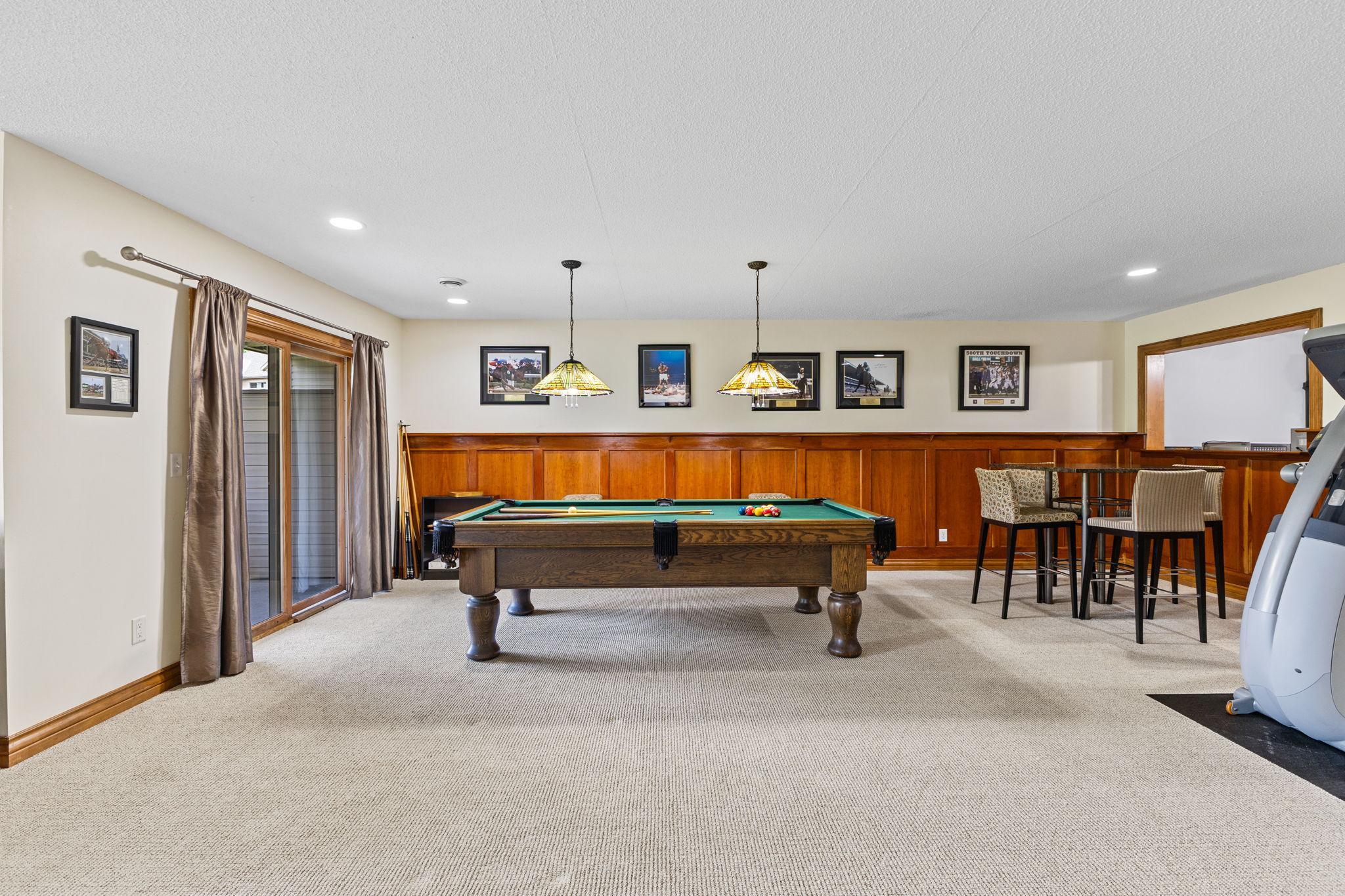 11366 Hillcrest Drive N Property Photo 37