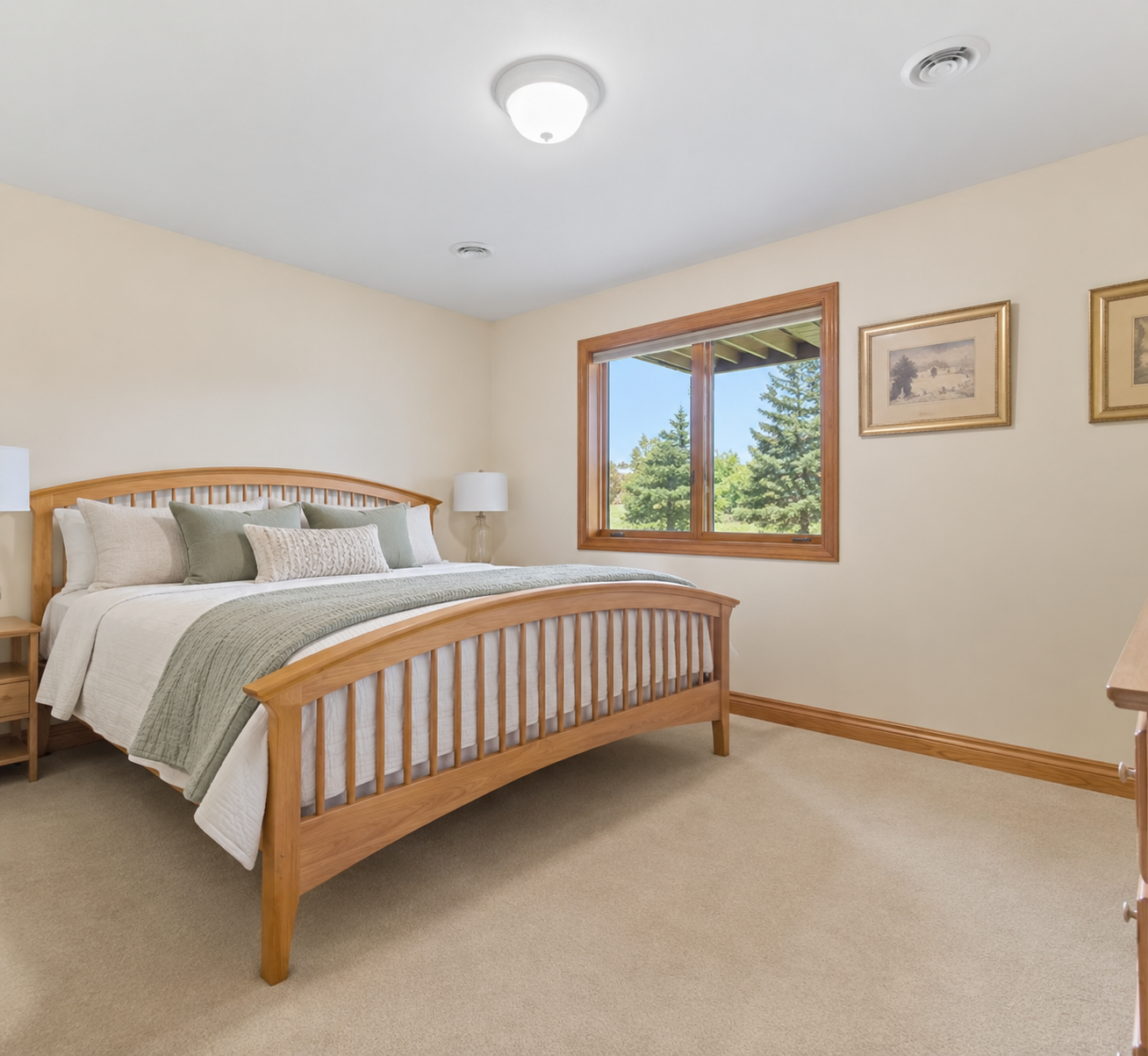 11366 Hillcrest Drive N Property Photo 40