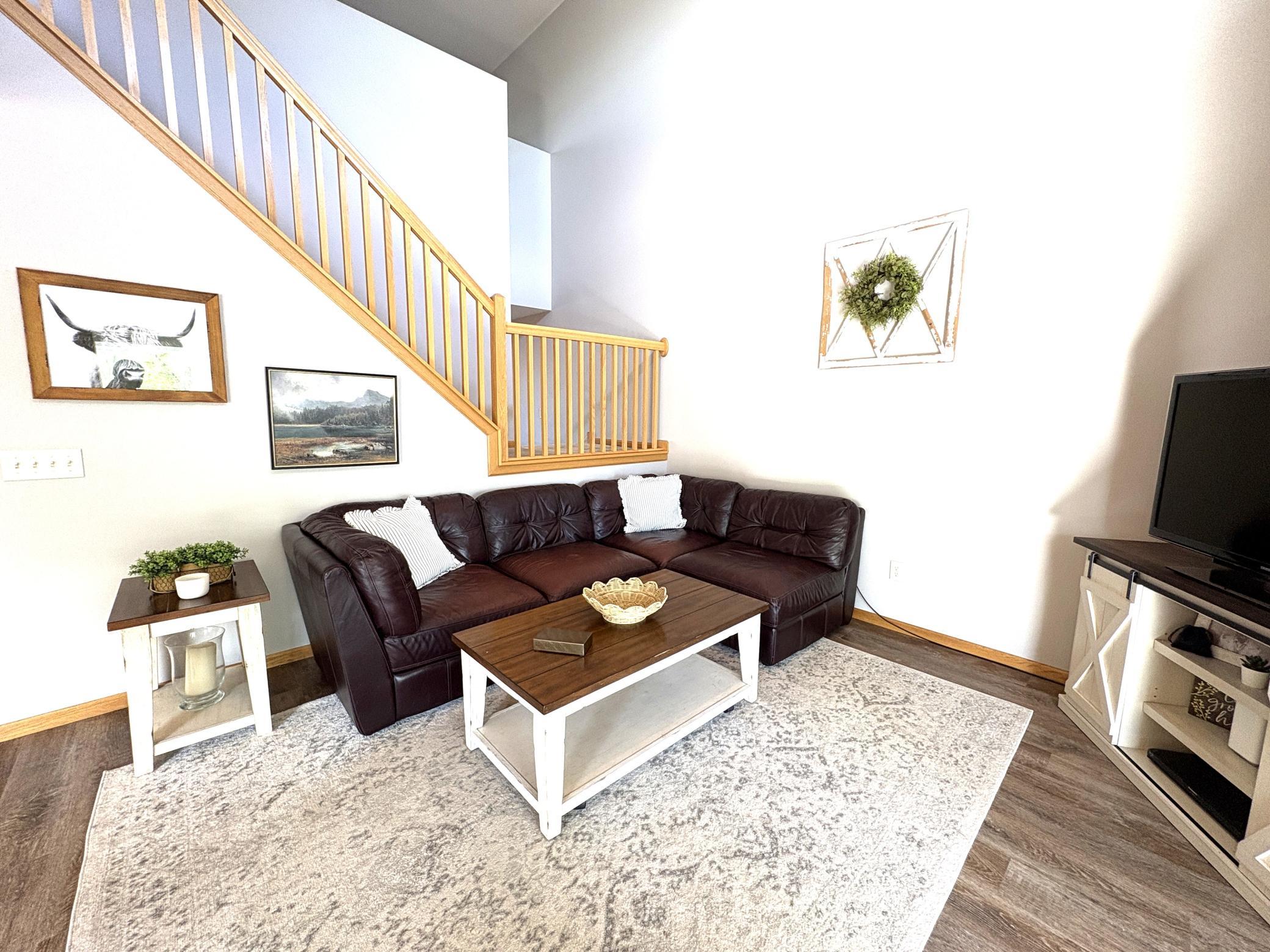 19595 Prairieview Drive Property Photo 8