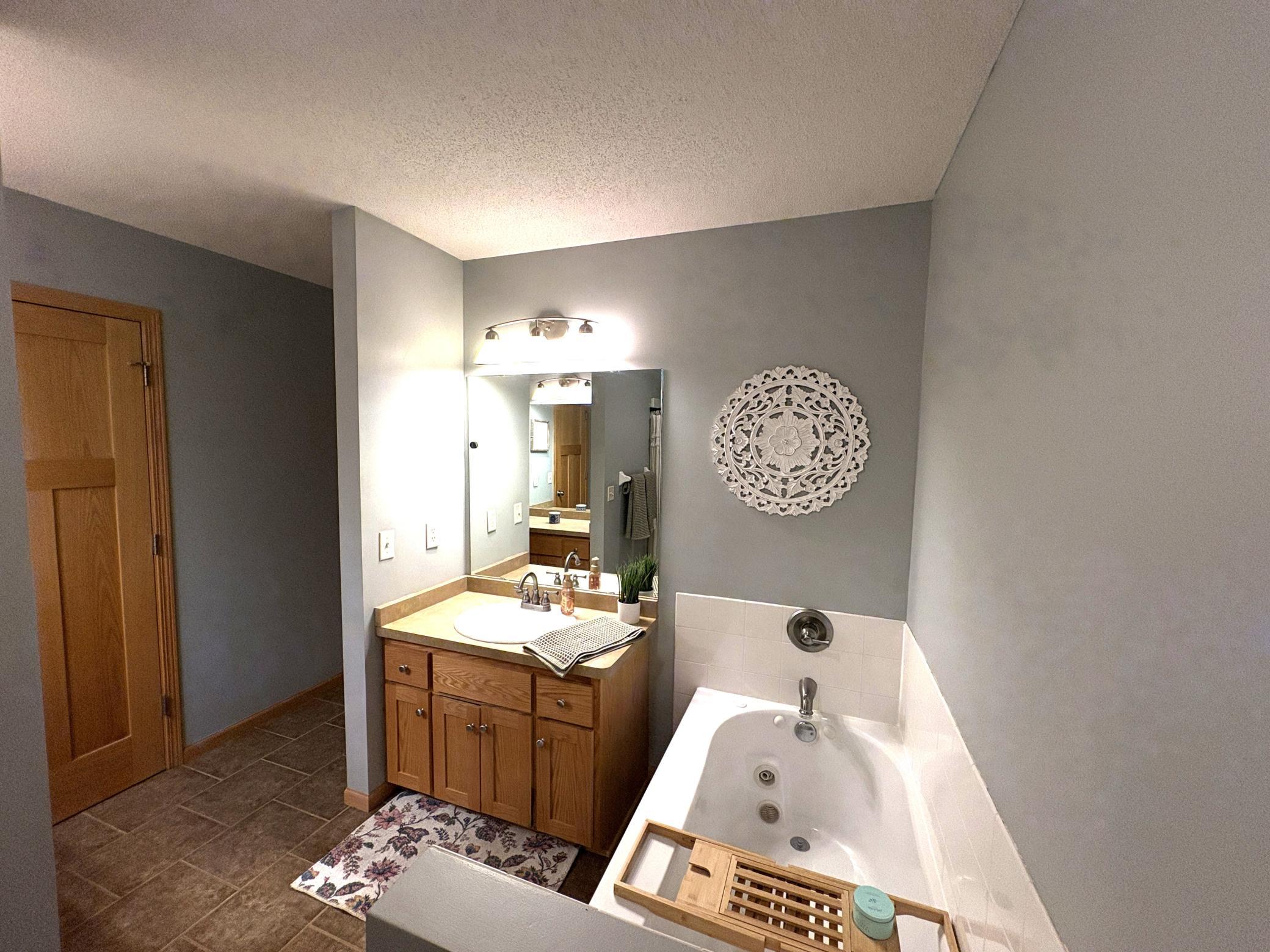 19595 Prairieview Drive Property Photo 10
