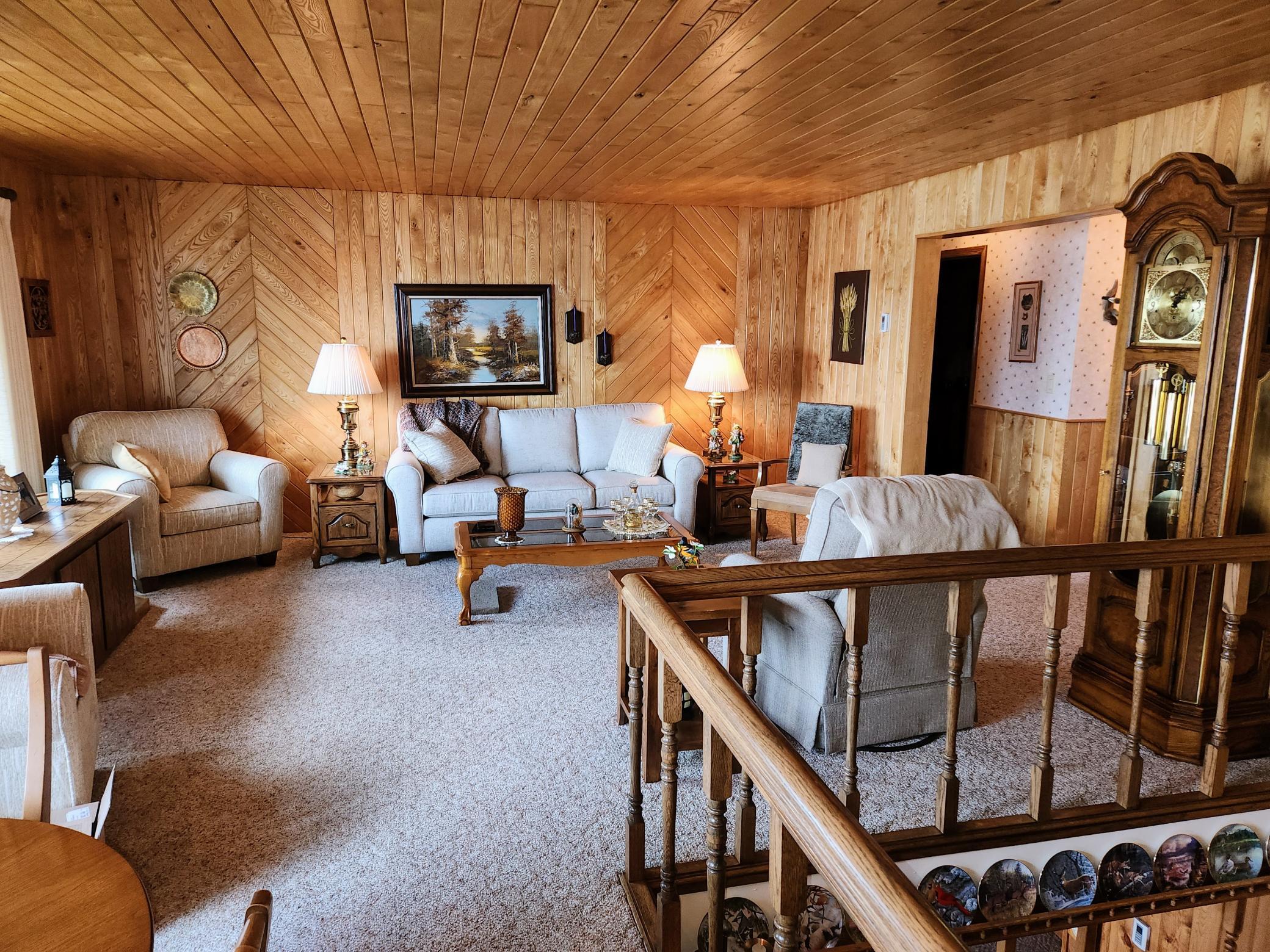 25118 Highwood Loop Property Photo 8