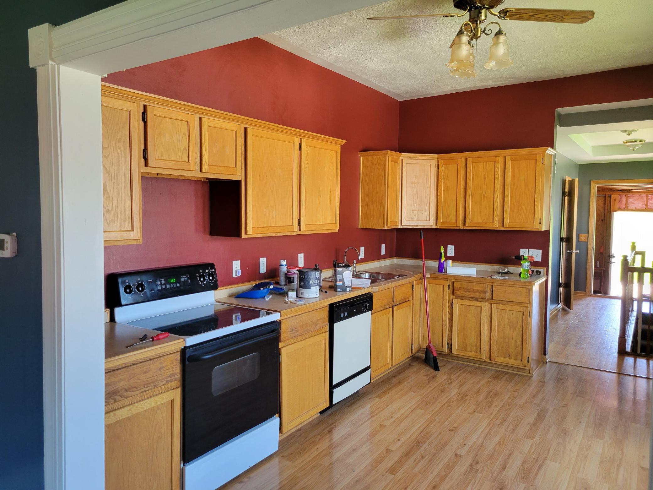 414 Red Wing Avenue Property Photo 2