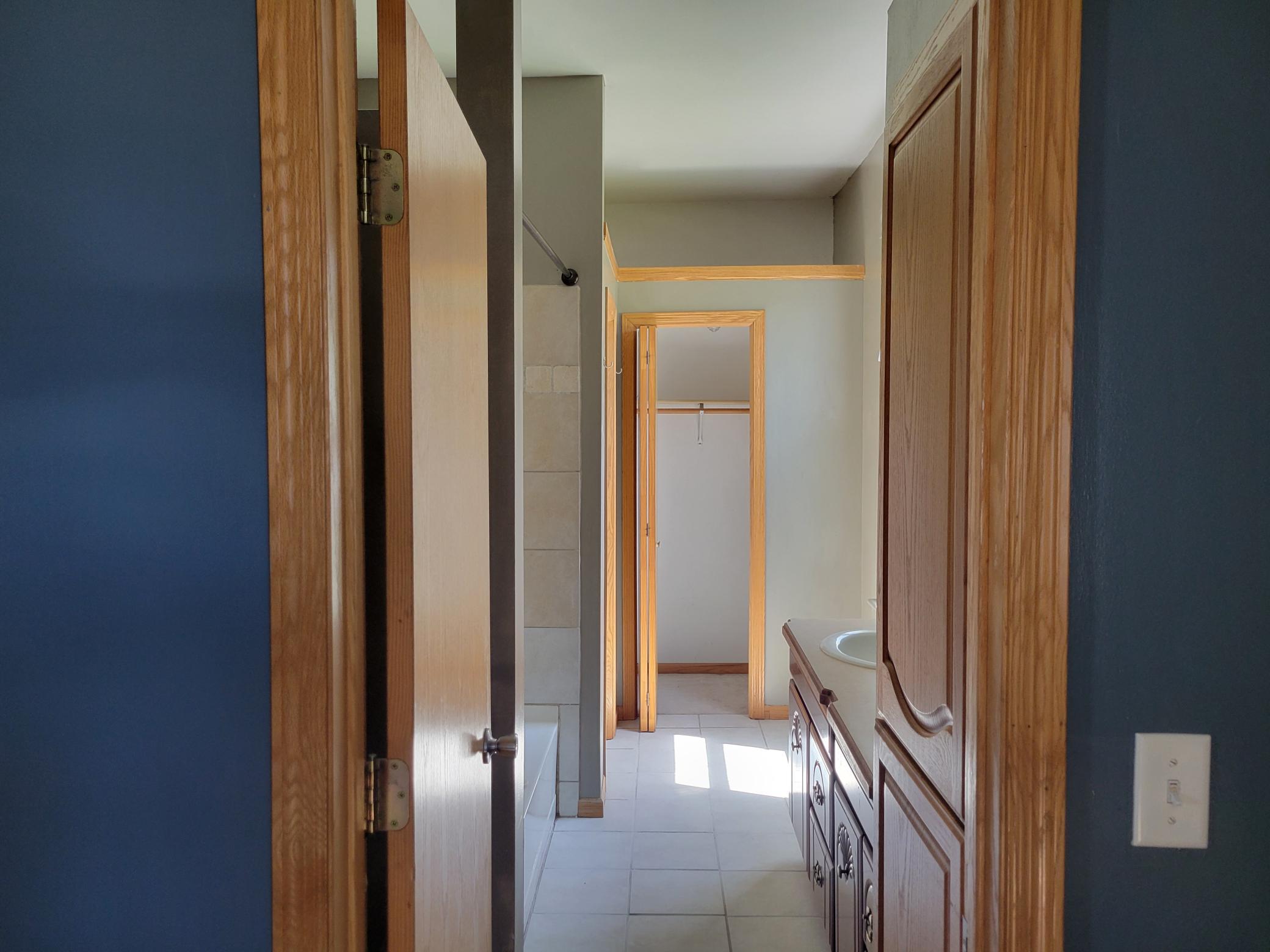 414 Red Wing Avenue Property Photo 6