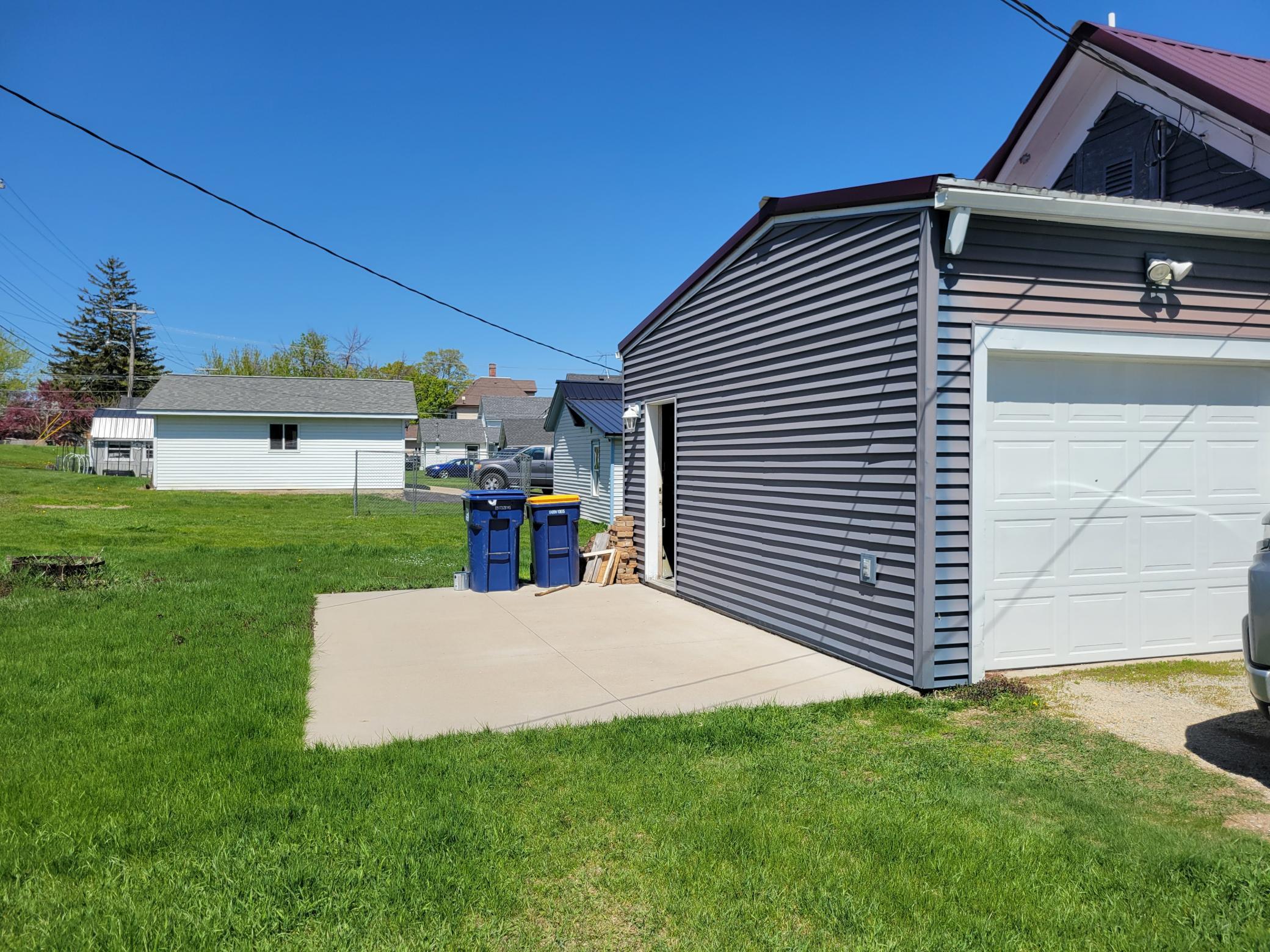 414 Red Wing Avenue Property Photo 13