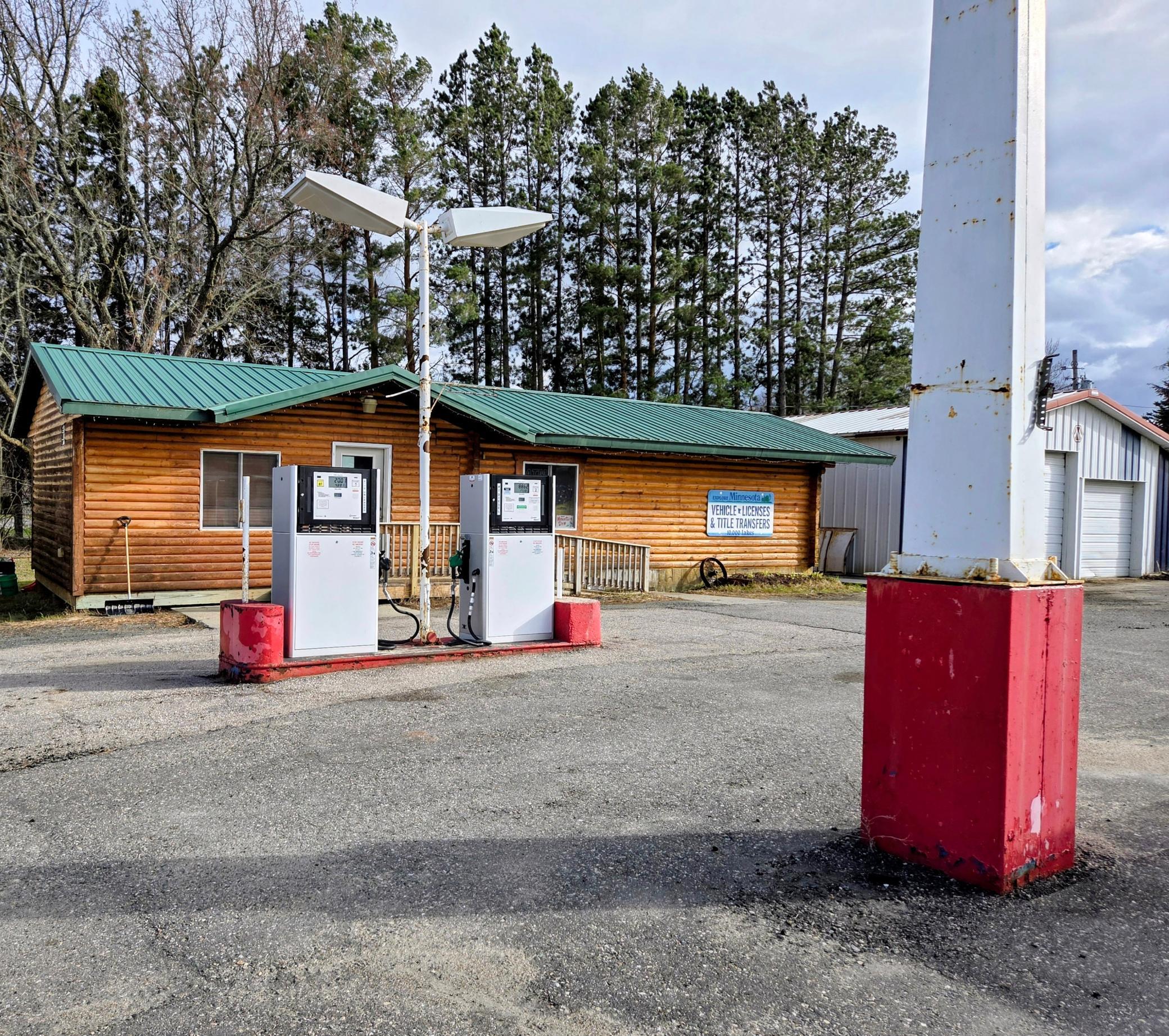 11488 Highway 71 Property Photo 2