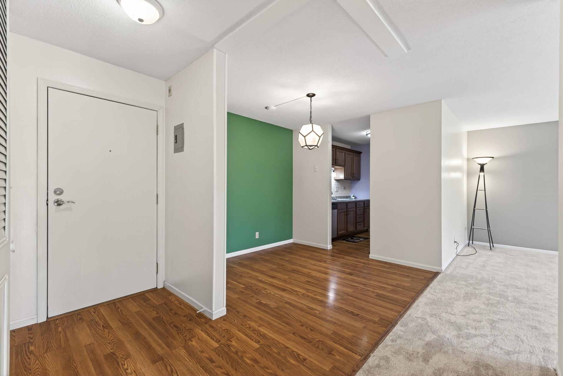 4045 Hodgson Road 211 Property Photo 5