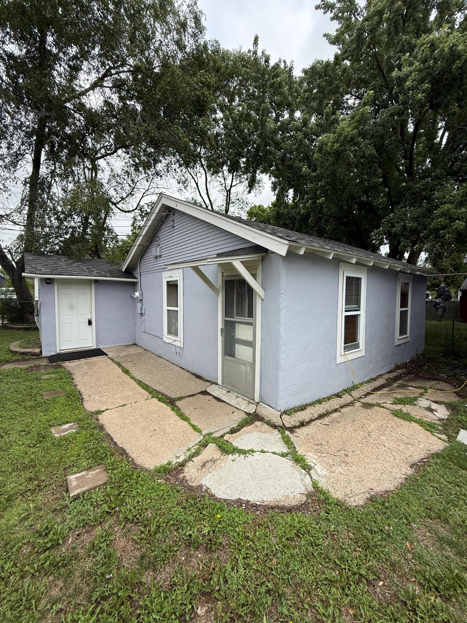 715 25th Avenue N Property Photo 1